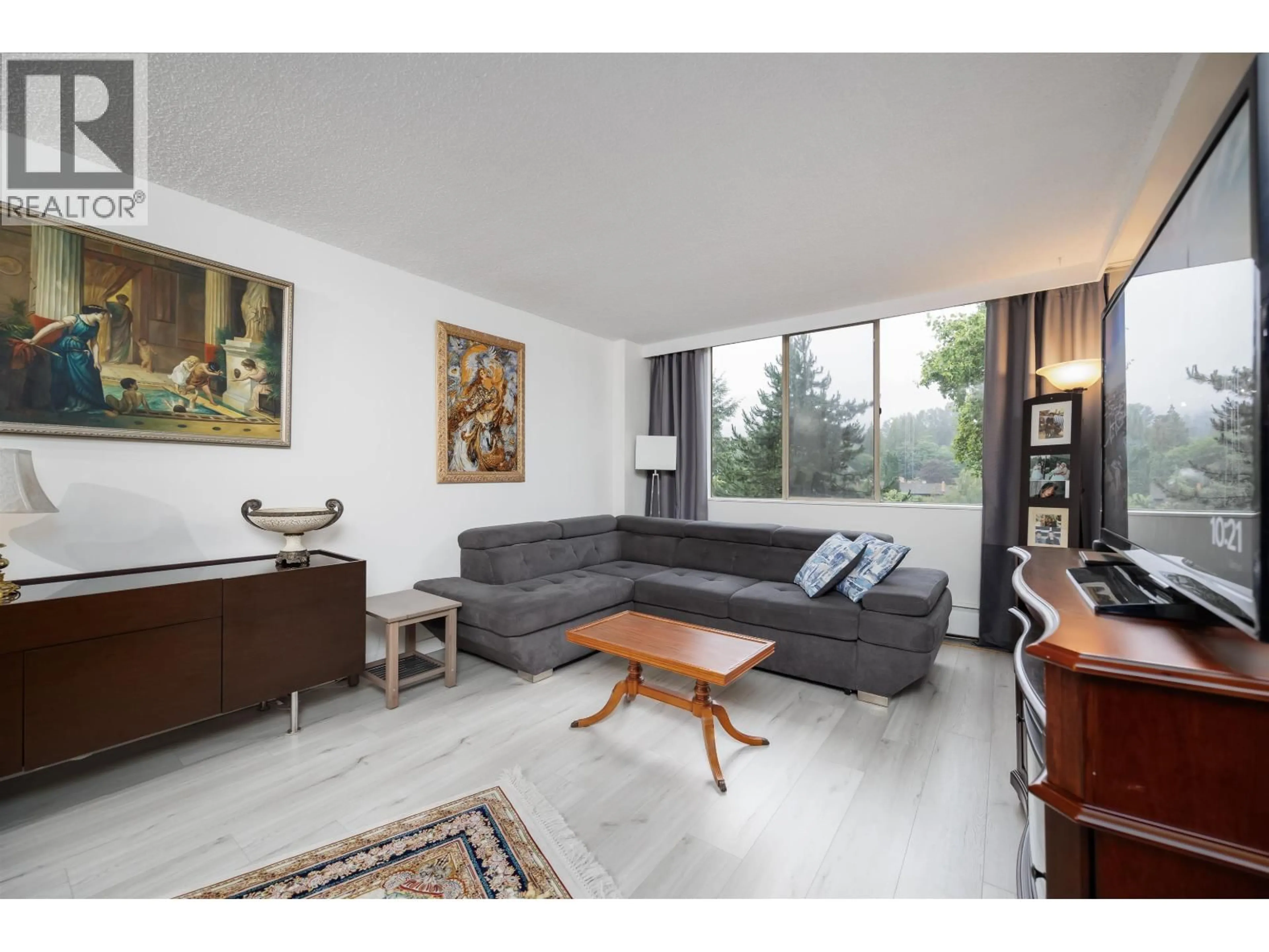 Living room with furniture, unknown for 1001 - 2012 FULLERTON AVENUE, North Vancouver British Columbia V7P3E3