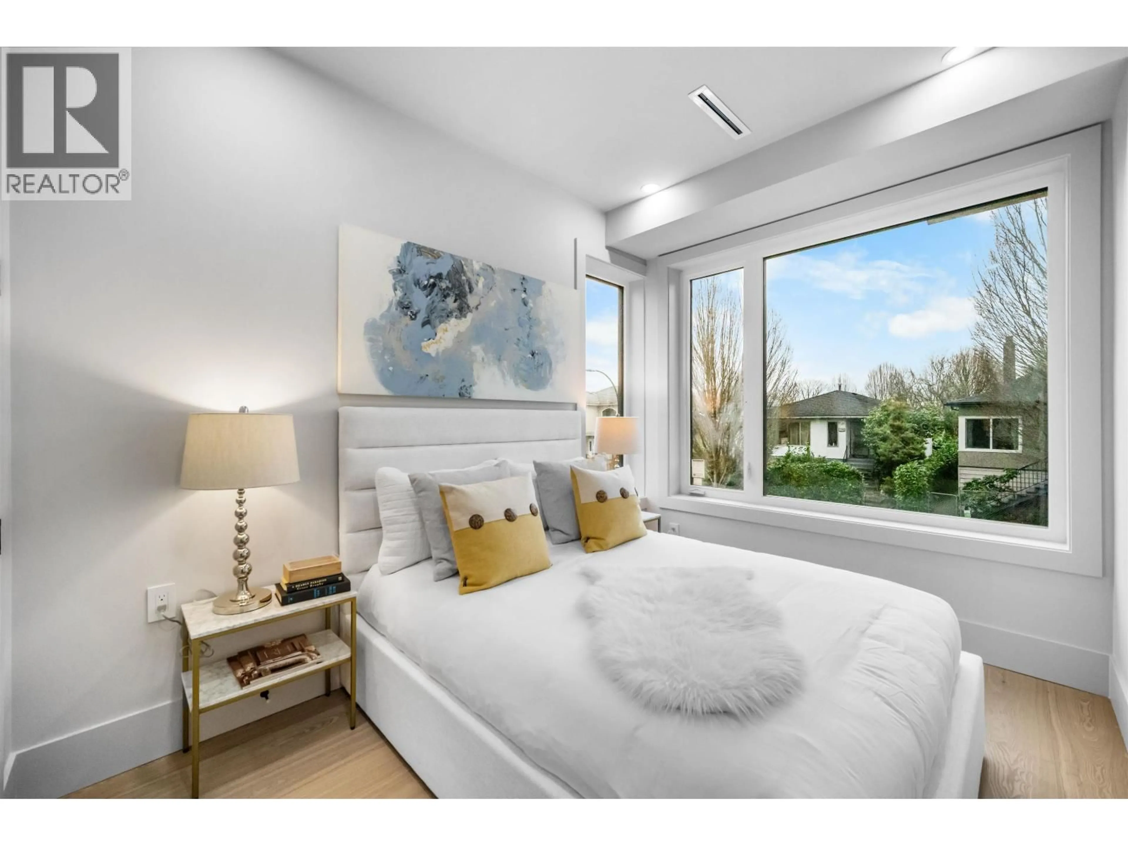 Bedroom with bed, unknown for 1 - 5023 ROSS STREET, Vancouver British Columbia V5W3K6