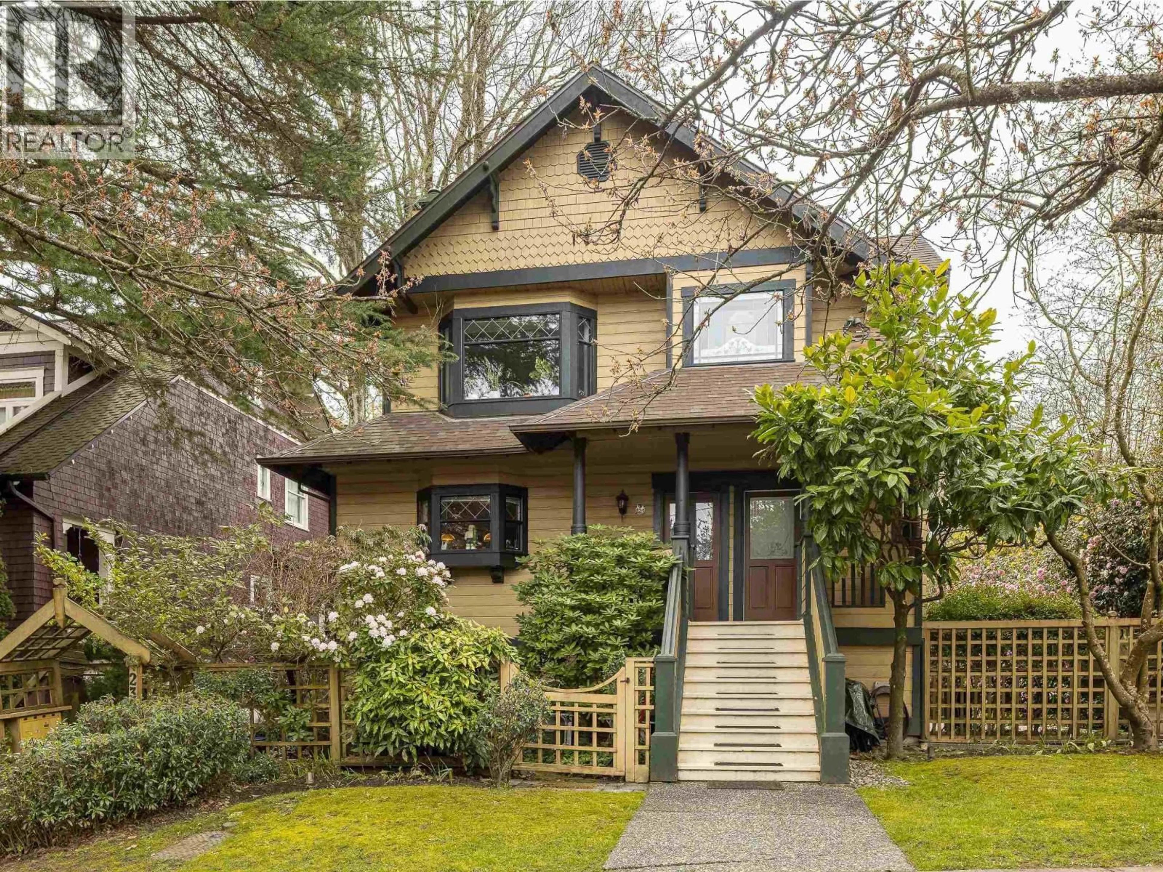 Home with brick exterior material, street for 232 14TH AVENUE, Vancouver British Columbia V5Y1X1