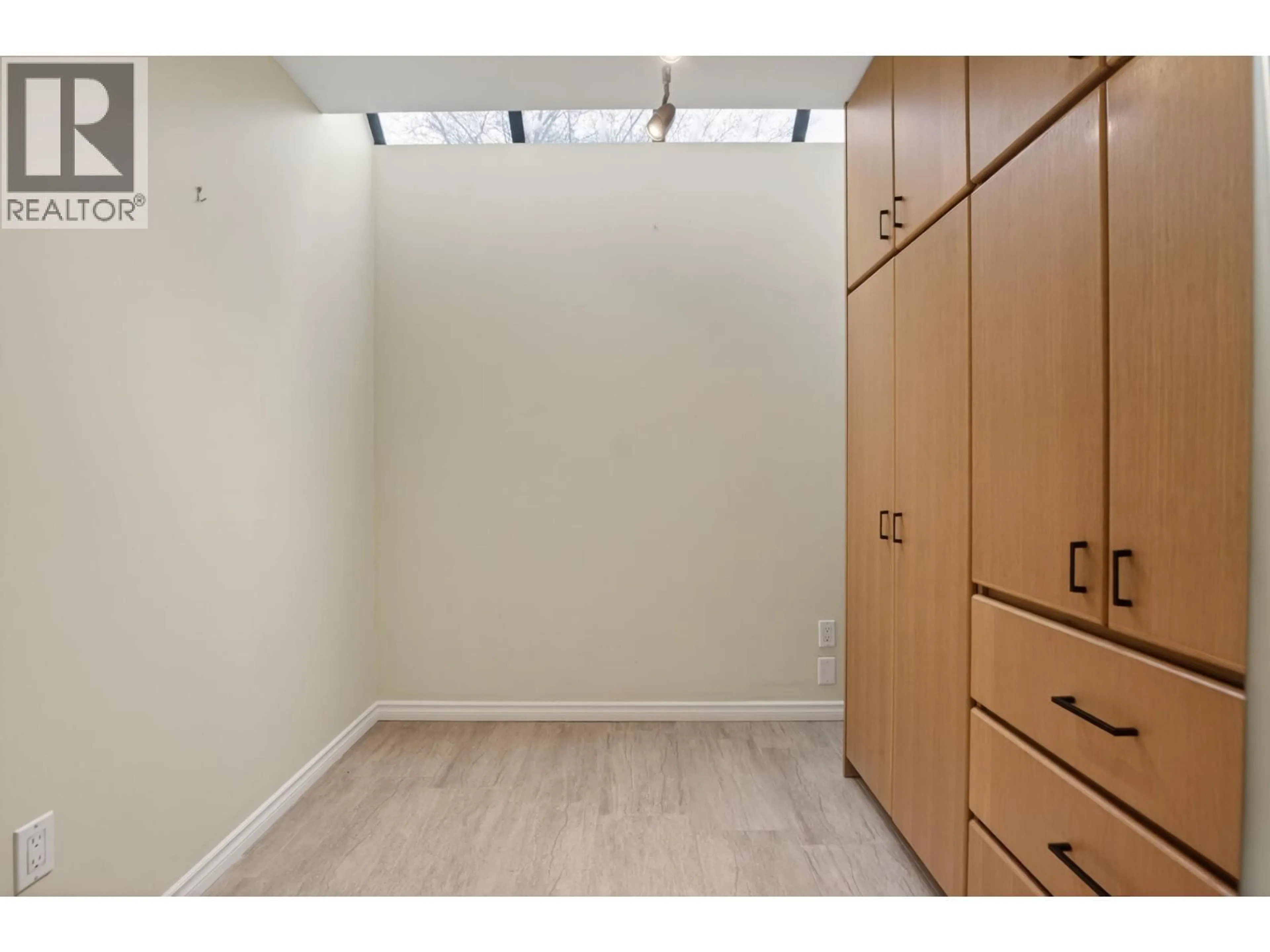 Storage room or clothes room or walk-in closet for 4 - 3301 16TH AVENUE, Vancouver British Columbia V6R3B7