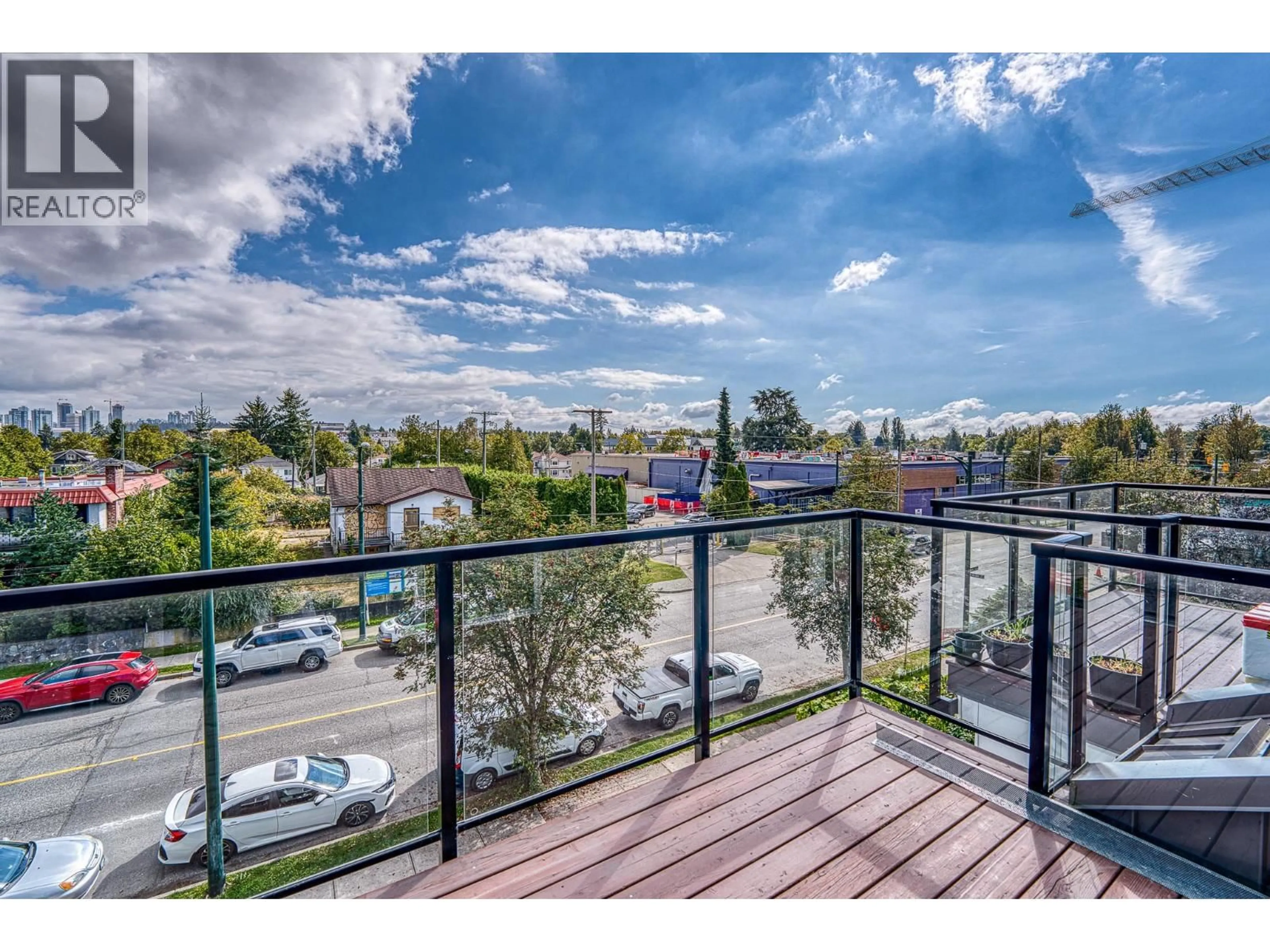 A pic from outside/outdoor area/front of a property/back of a property/a pic from drone, water/lake/river/ocean view for 5063 EARLES STREET, Vancouver British Columbia V5R3R8