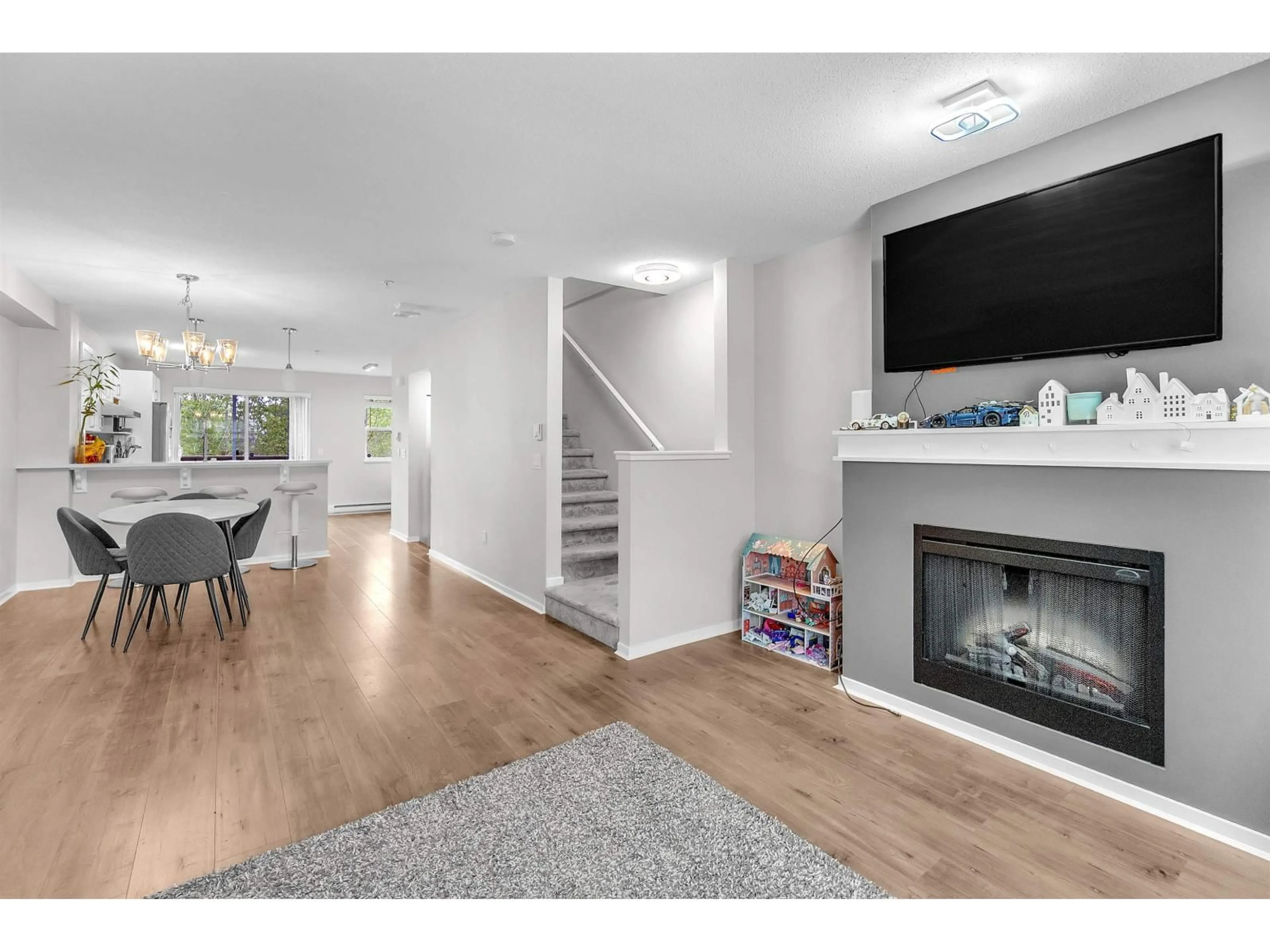Unknown for 150 - 20875 80 AVENUE, Langley British Columbia V2Y0B2