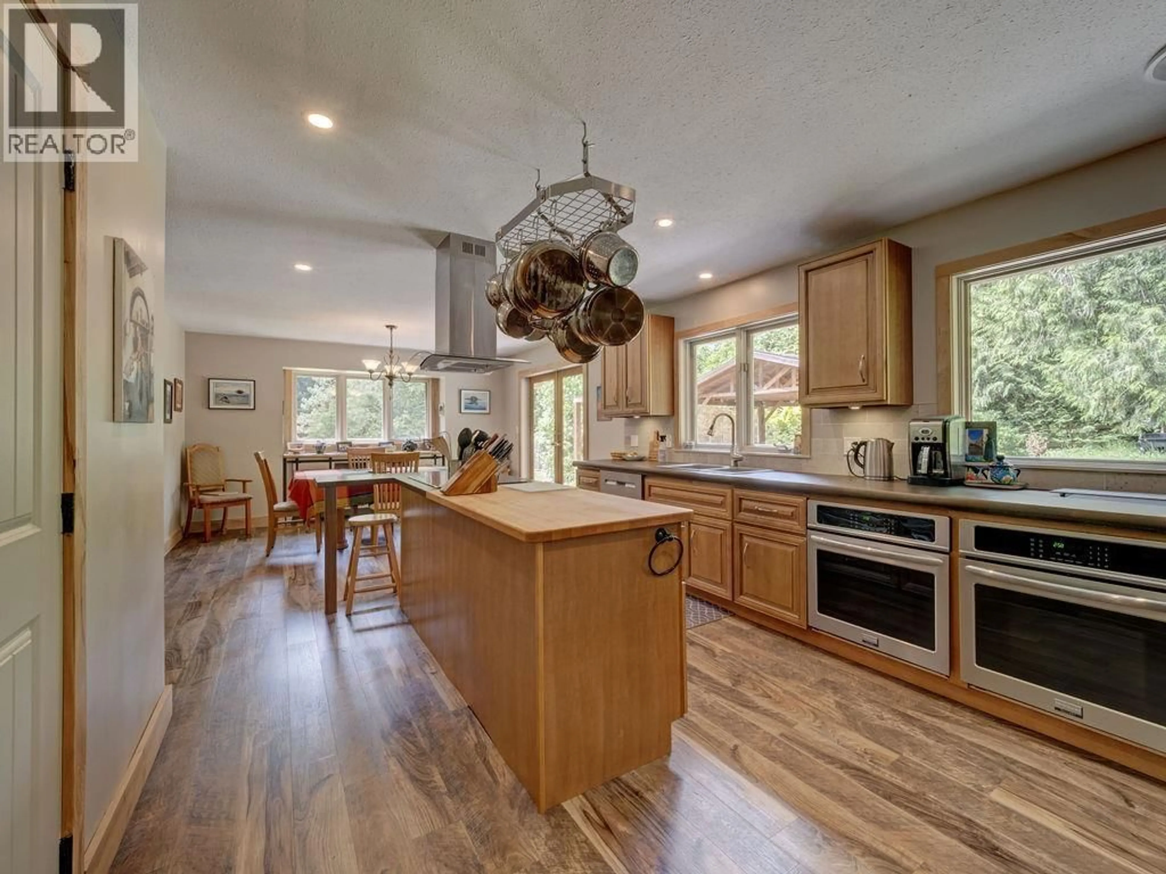 Open concept kitchen, unknown for 1317 LOCKYER ROAD, Roberts Creek British Columbia V0N2W1