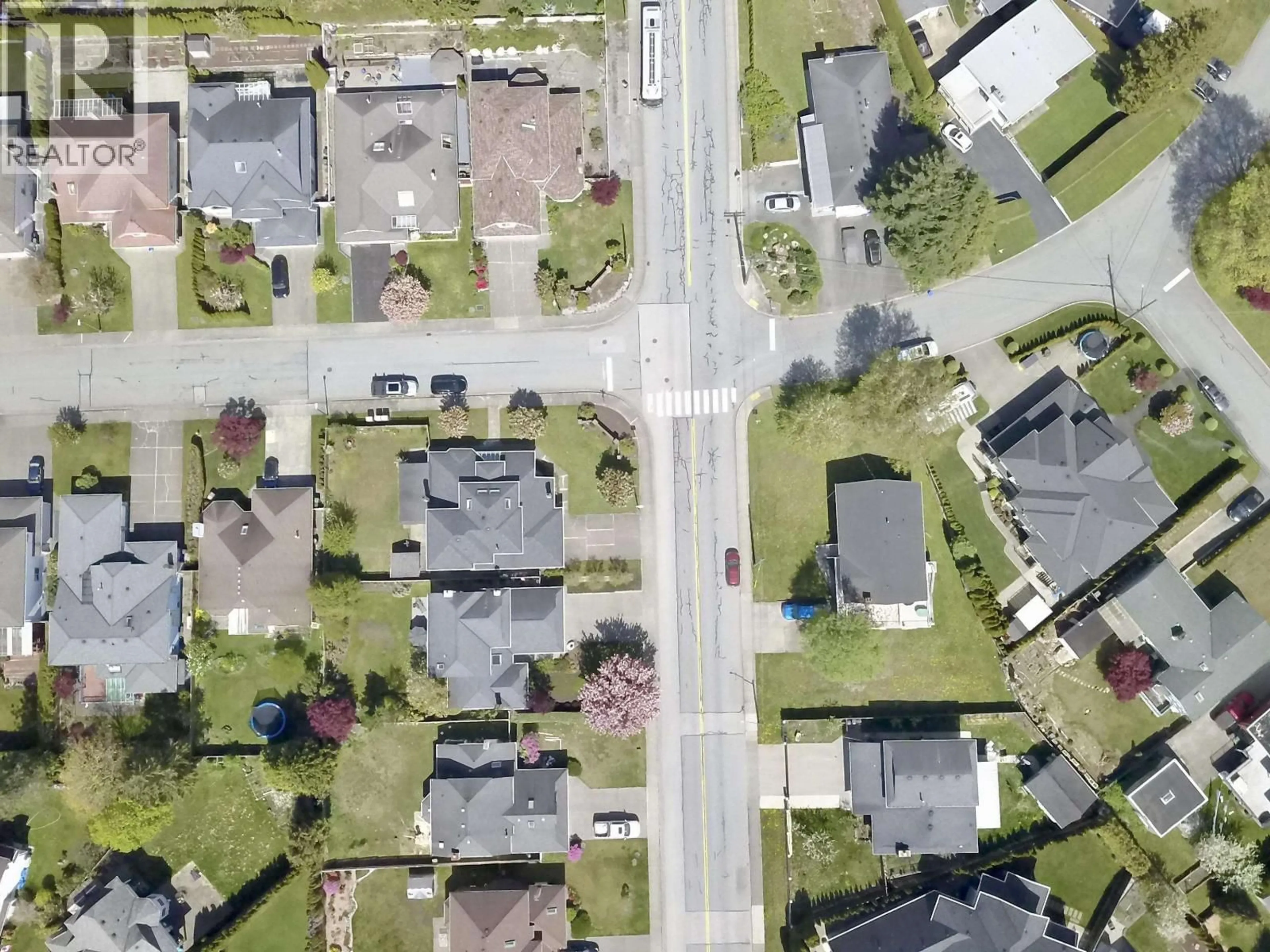 A pic from outside/outdoor area/front of a property/back of a property/a pic from drone, street for 1888 WALNUT CRESCENT, Coquitlam British Columbia V3J7T2