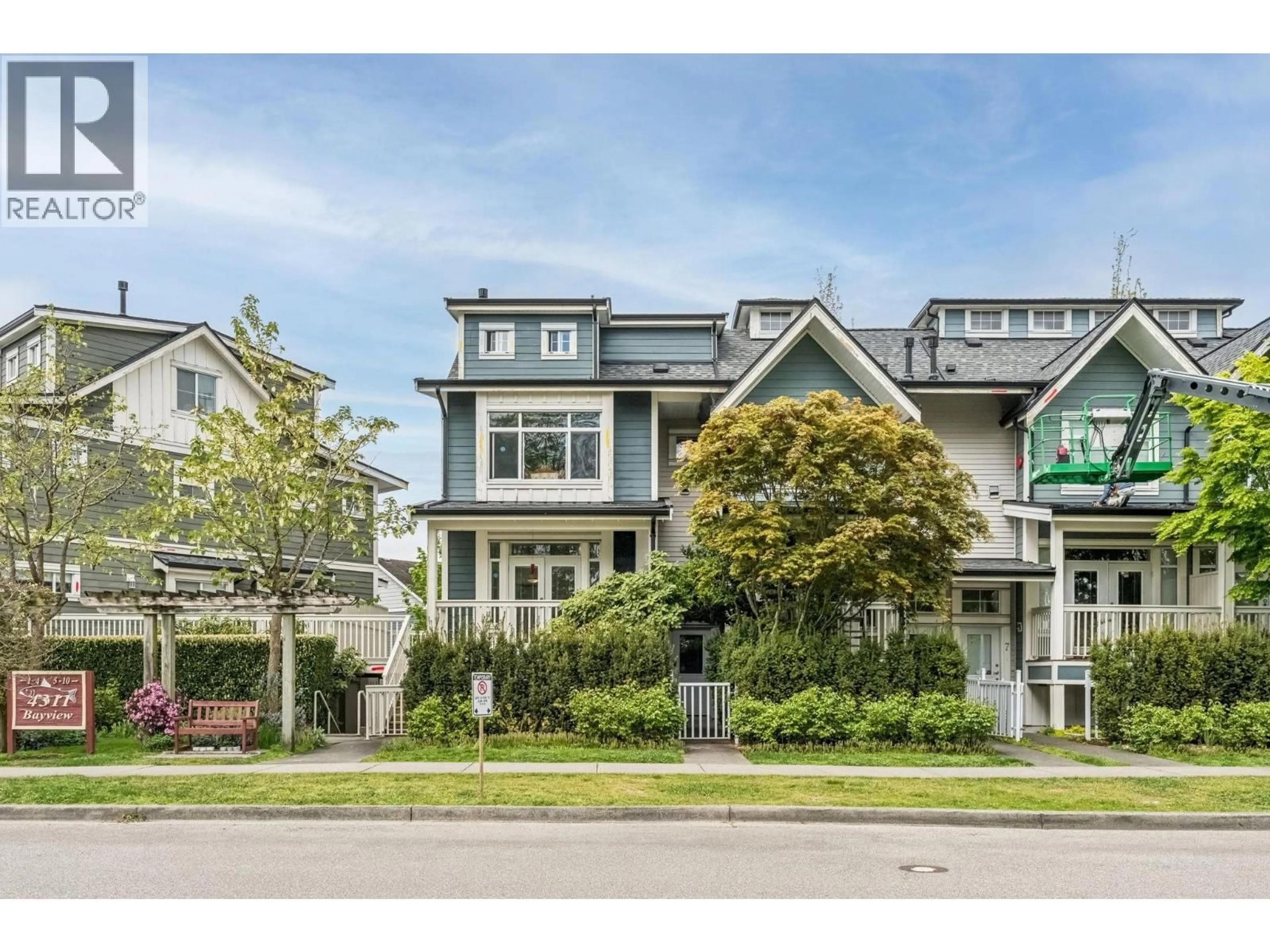 Home with vinyl exterior material, street for 5 - 4311 BAYVIEW STREET, Richmond British Columbia V7E6S5