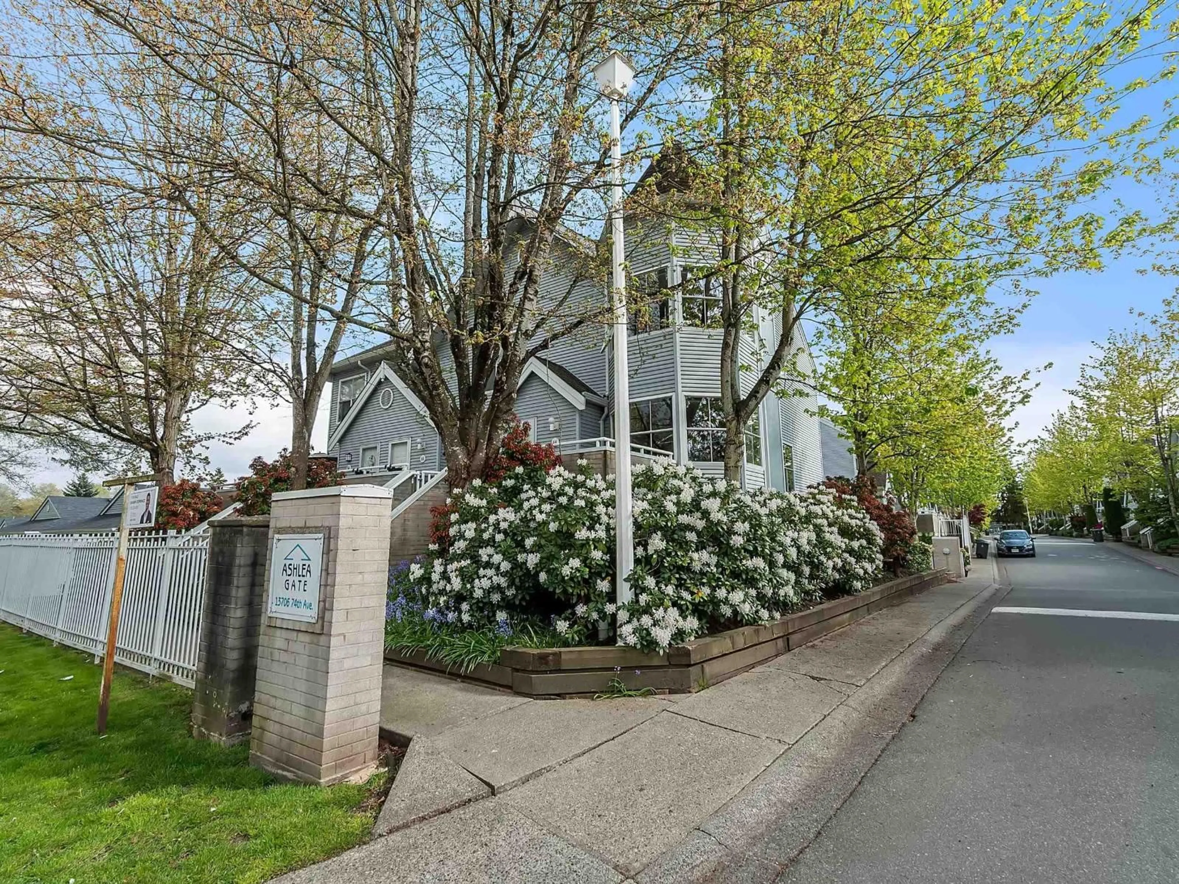 Unknown for 54 - 13706 74 AVENUE, Surrey British Columbia V3W1K3