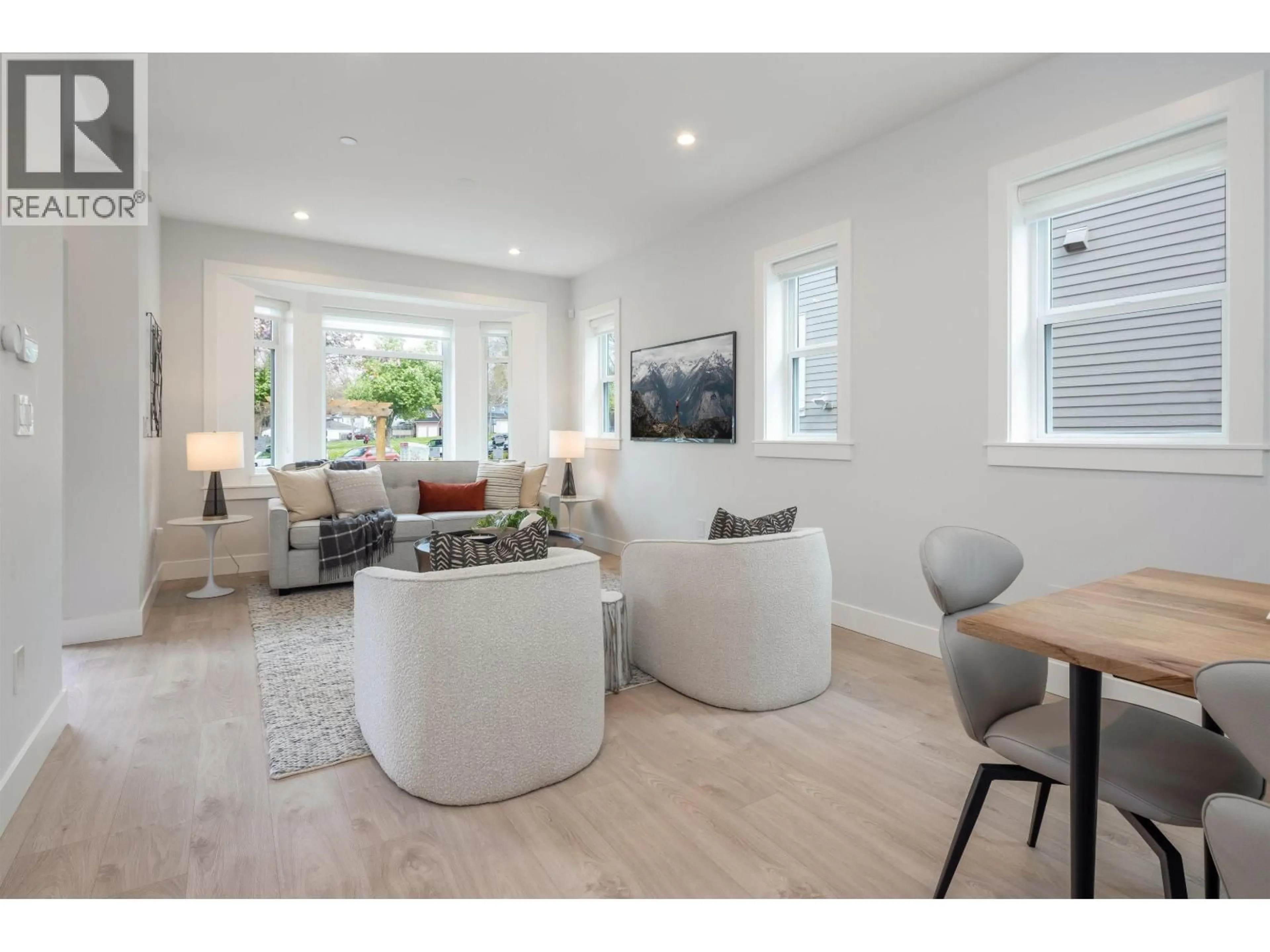 Living room with furniture, unknown for 2316 BROCK STREET, Vancouver British Columbia V5N2Z7