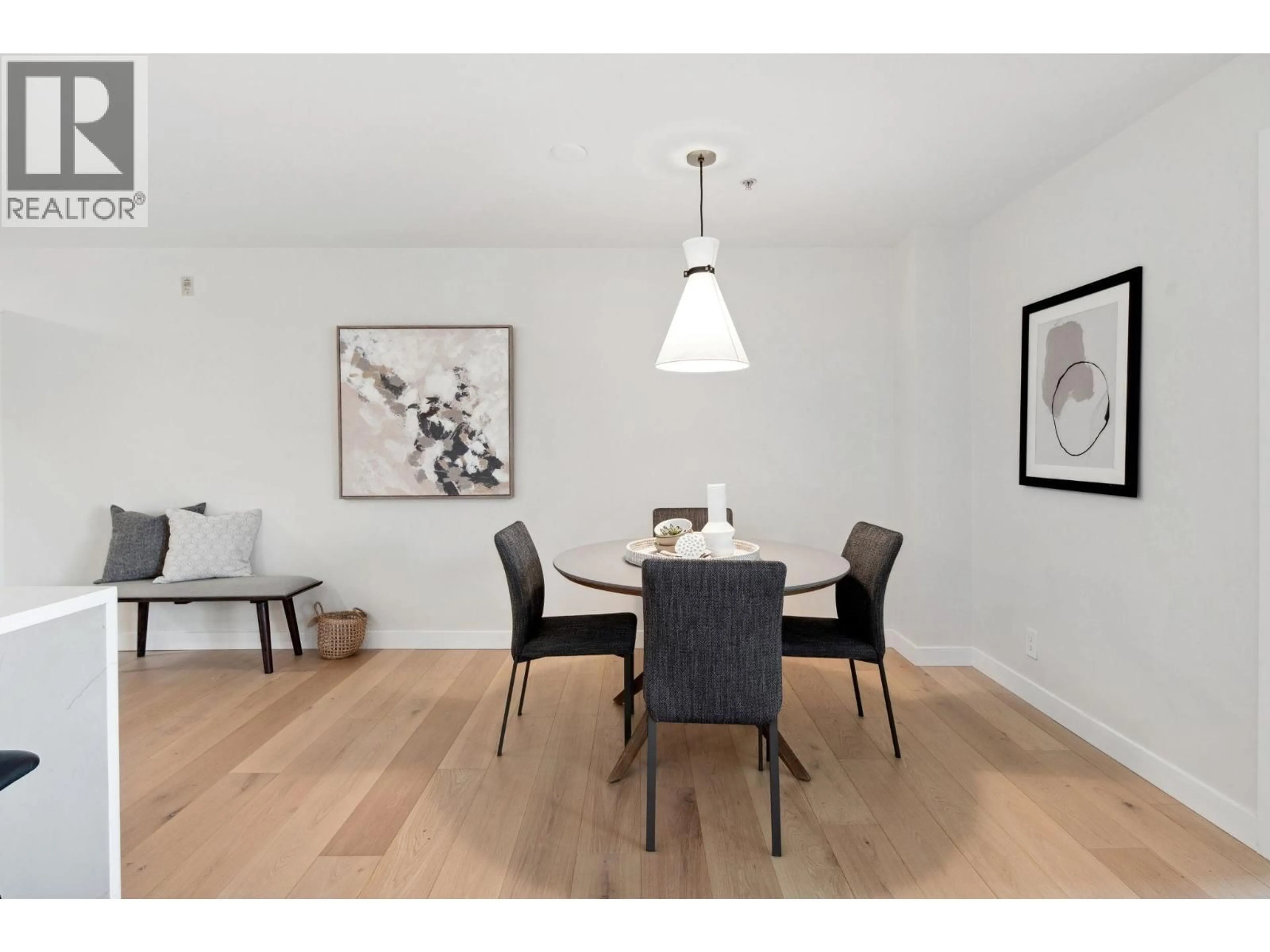 Dining room, wood/laminate floor for 402 - 5790 E BOULEVARD, Vancouver British Columbia V6M4M4