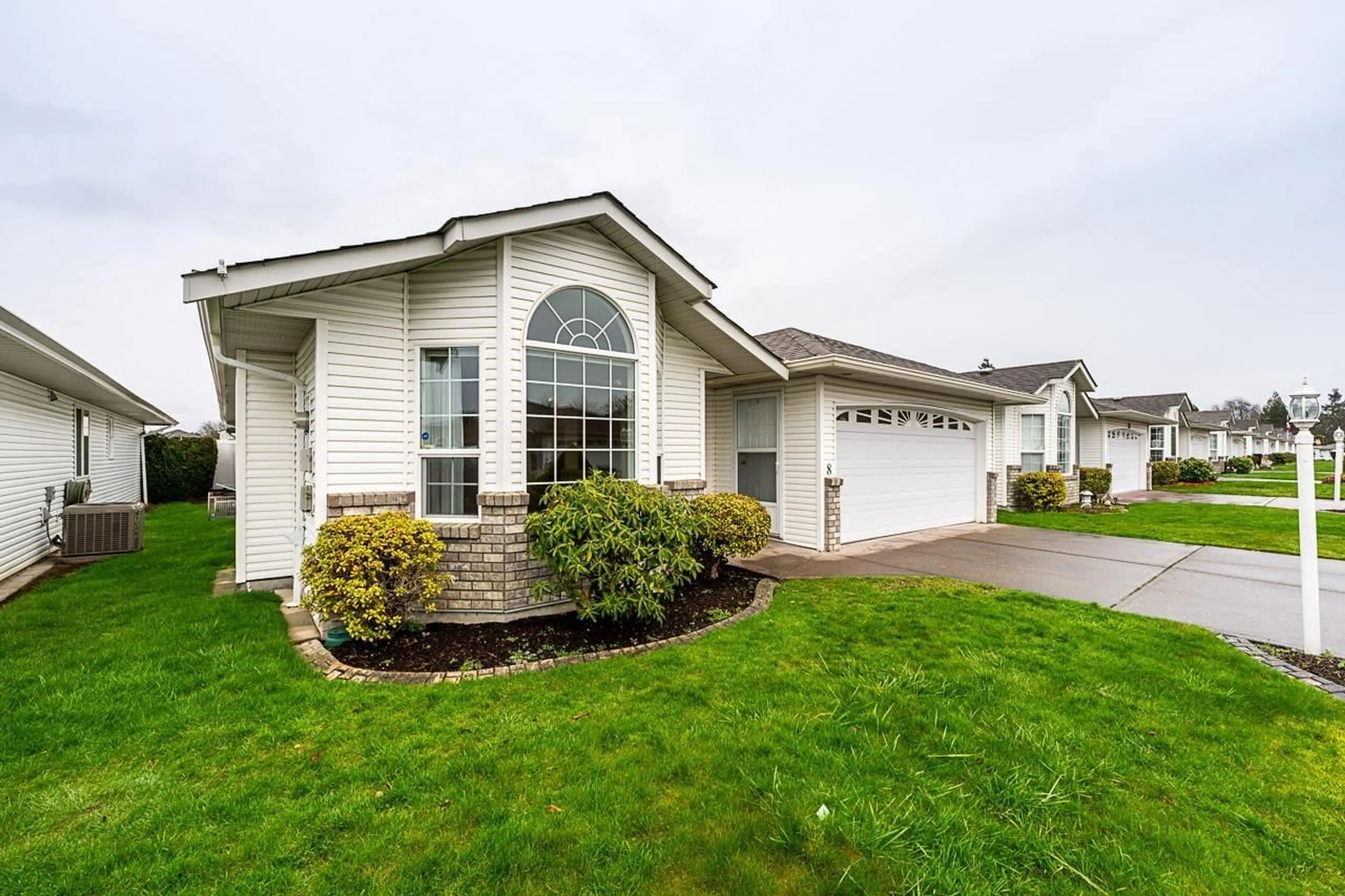 Home with vinyl exterior material, street for 8 - 9102 HAZEL STREET, Chilliwack British Columbia V2P5N4