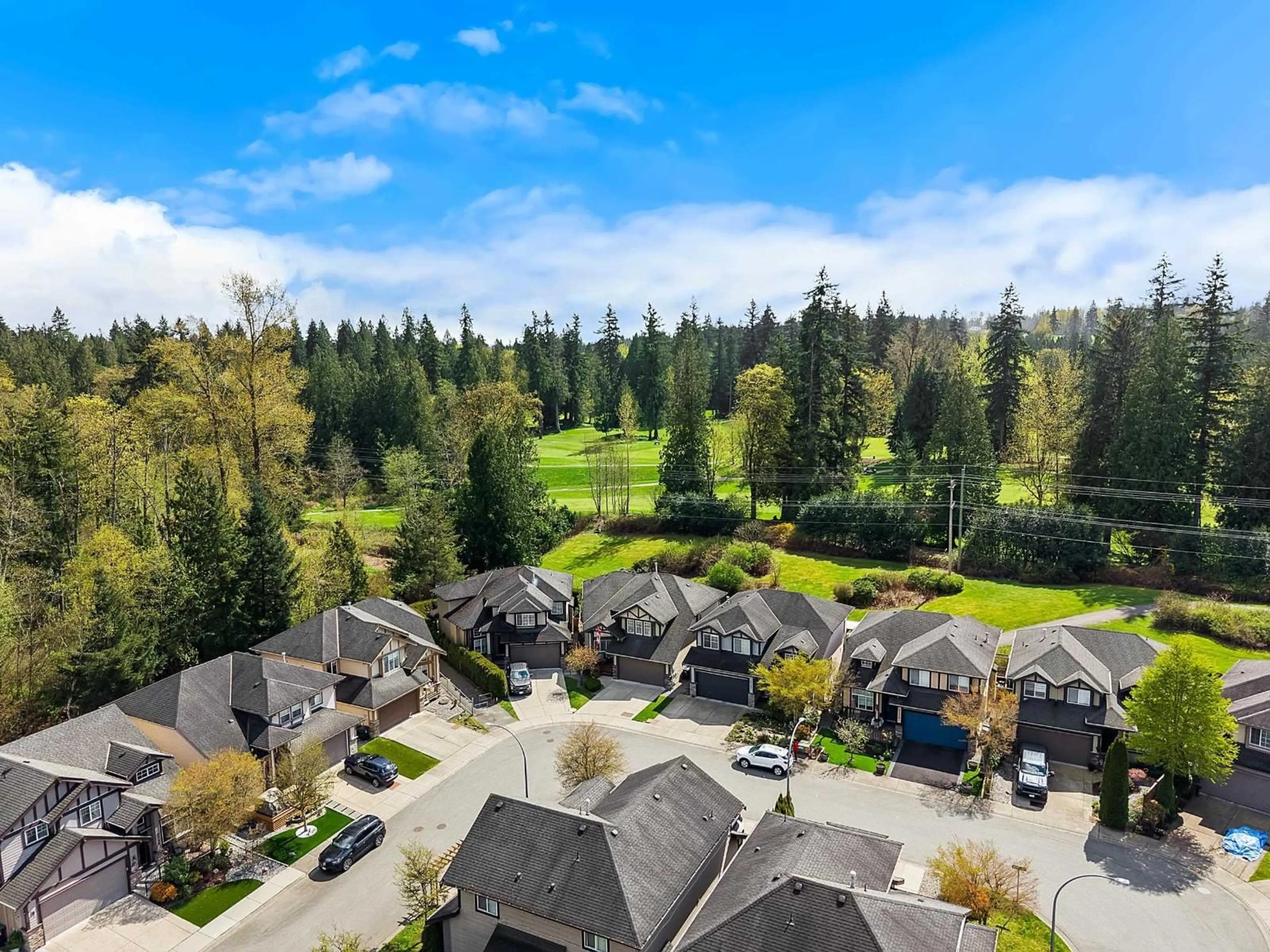 A pic from outside/outdoor area/front of a property/back of a property/a pic from drone, unknown for 21788 95A AVENUE, Langley British Columbia V1M4E9