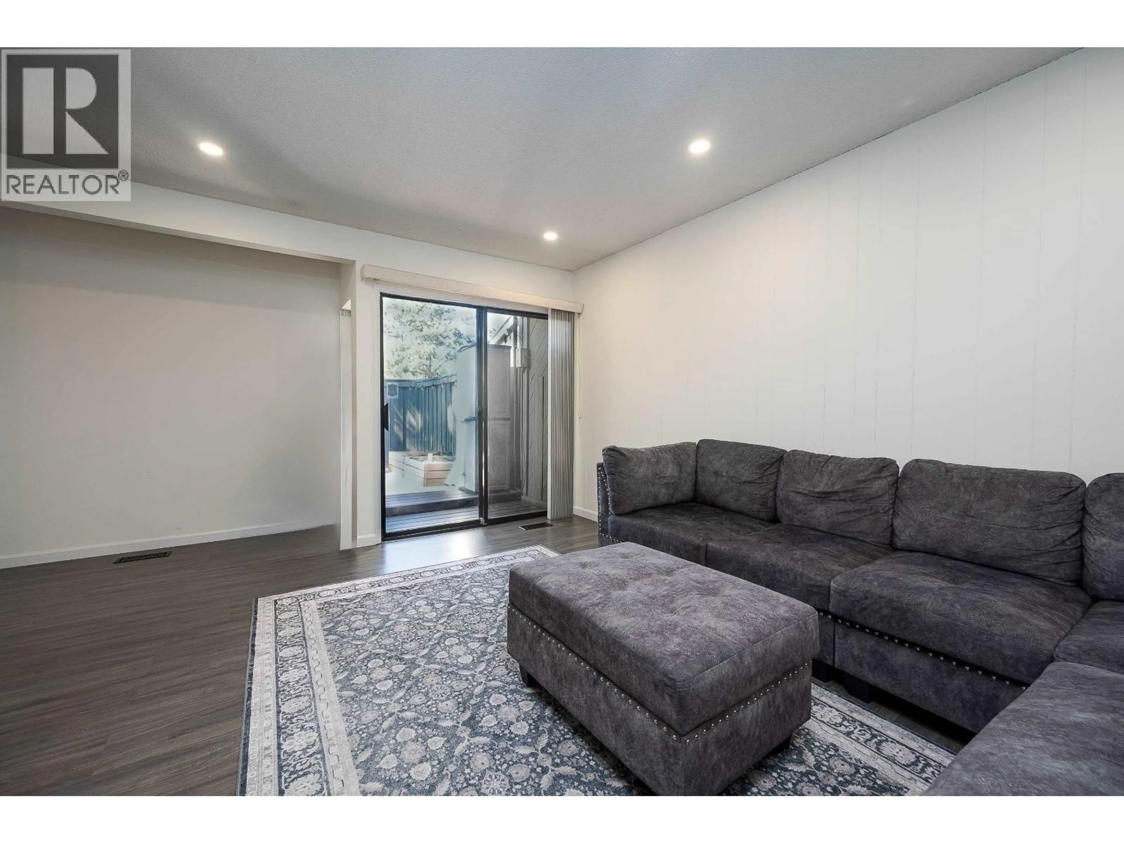 Living room with furniture, unknown for 48 - 9460 GLENALLAN DRIVE, Richmond British Columbia V7A2S8