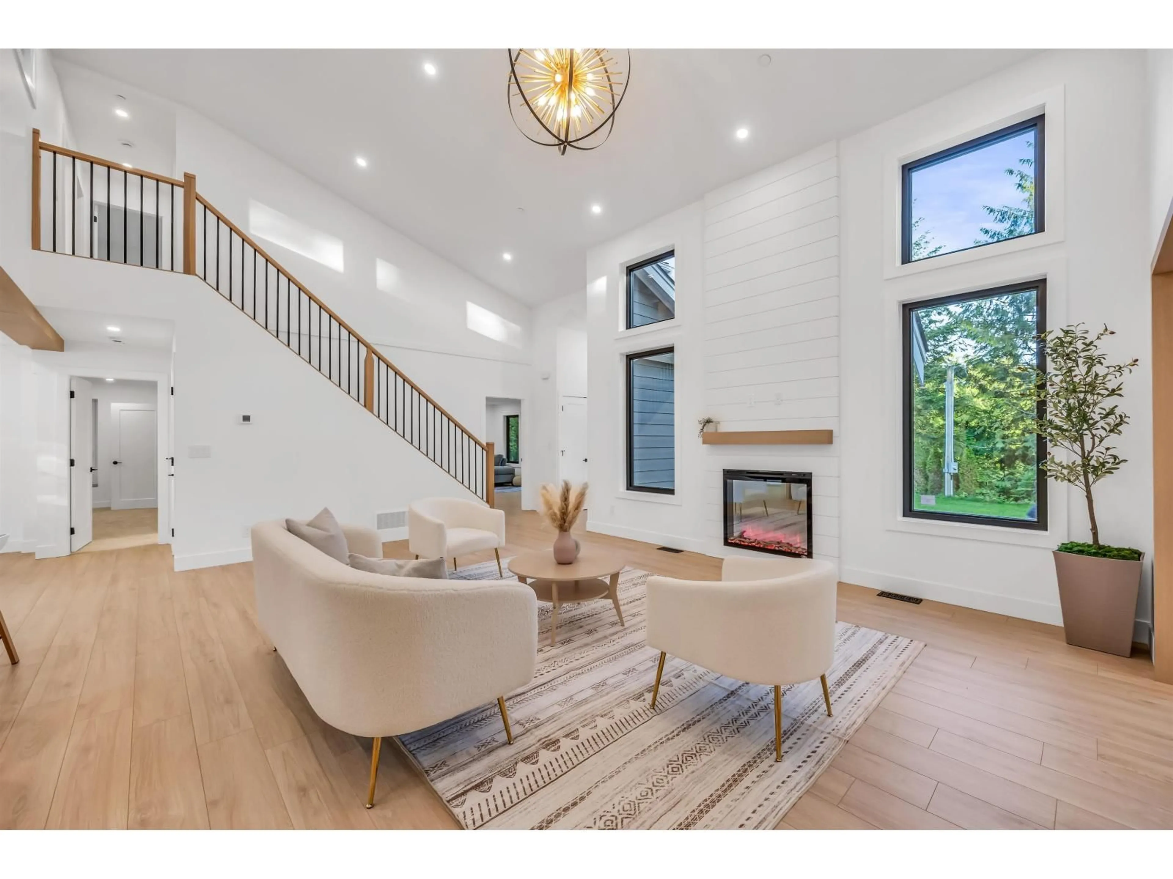 Living room with furniture, unknown for 29659 TAISE PLACE, Mission British Columbia V4S1B8