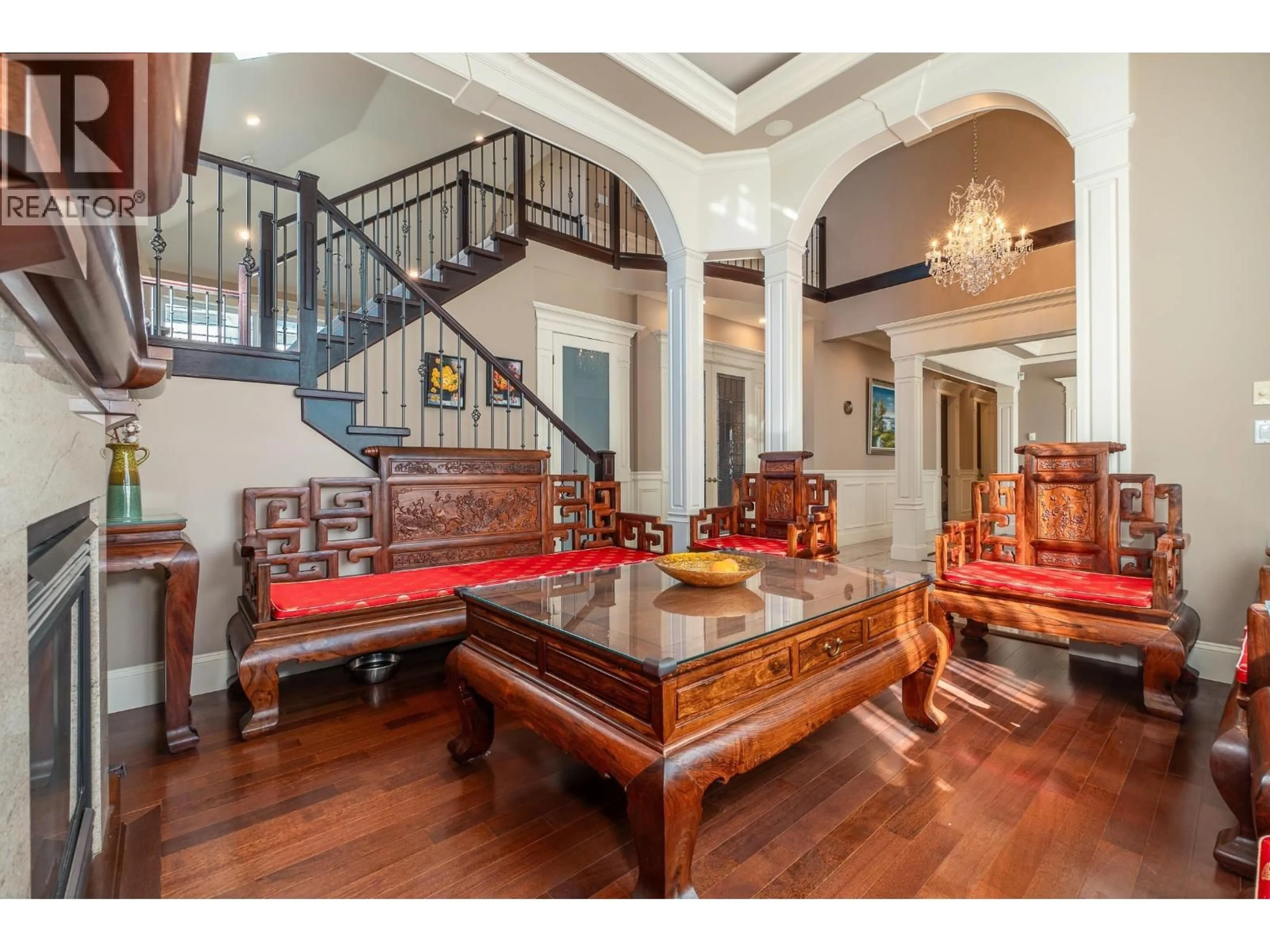 Indoor foyer for 3231 WARDMORE PLACE, Richmond British Columbia V7C1S6
