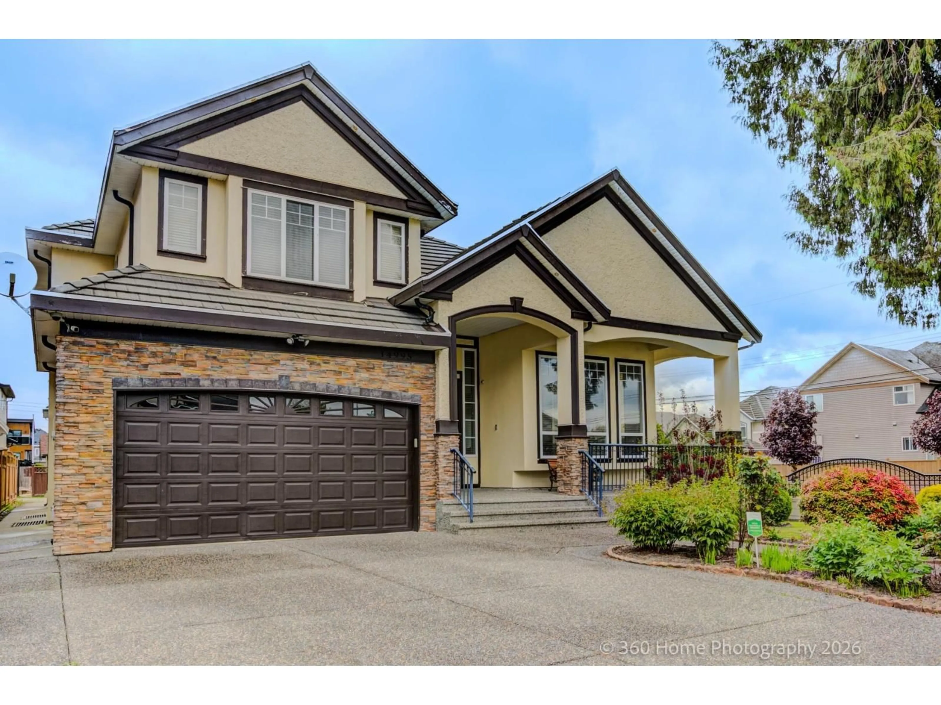 Home with vinyl exterior material, street for 14995 71 AVENUE, Surrey British Columbia V3S2E3