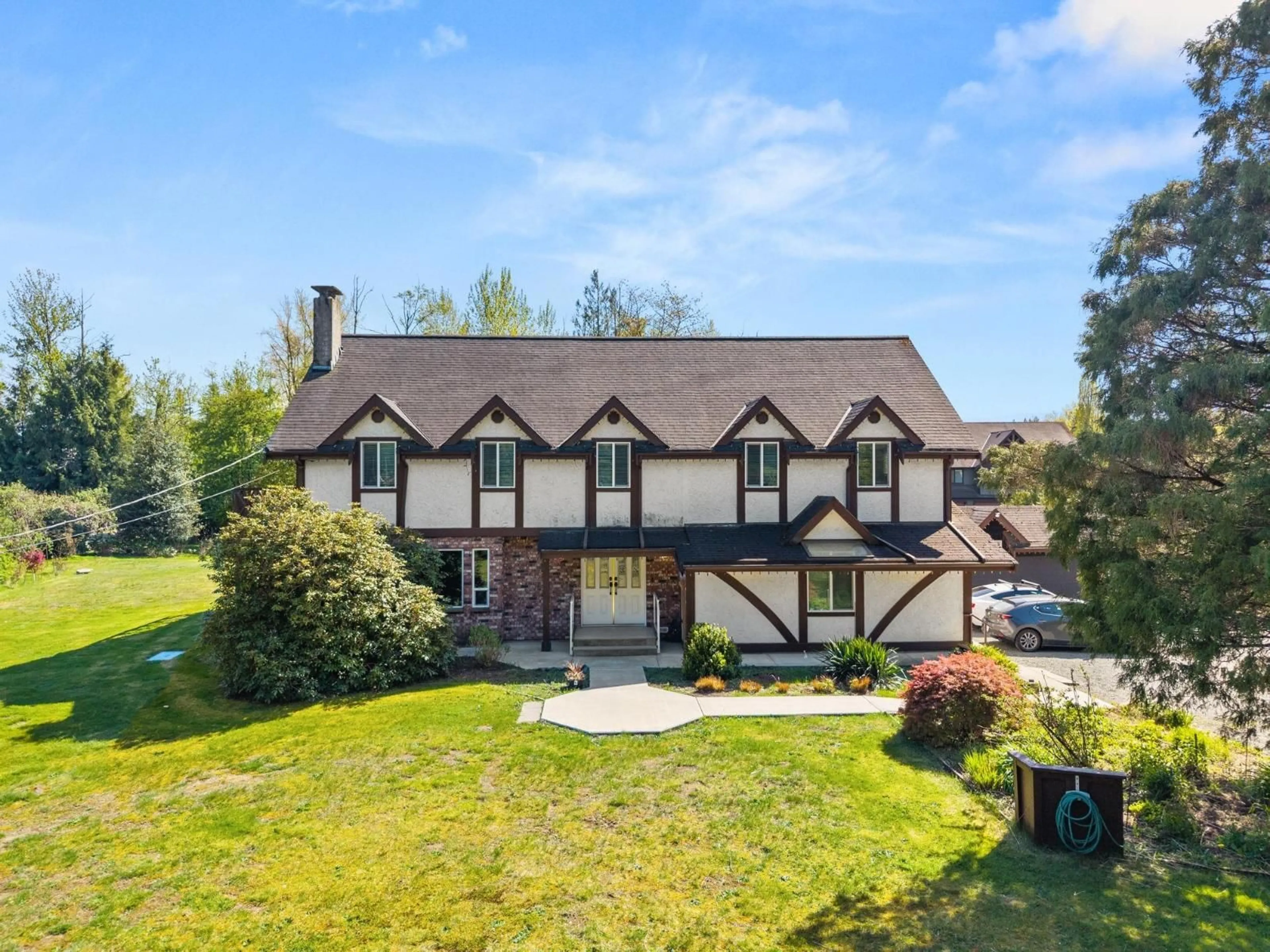 A pic from outside/outdoor area/front of a property/back of a property/a pic from drone, street for 25474 60 AVENUE, Langley British Columbia V4W1H1