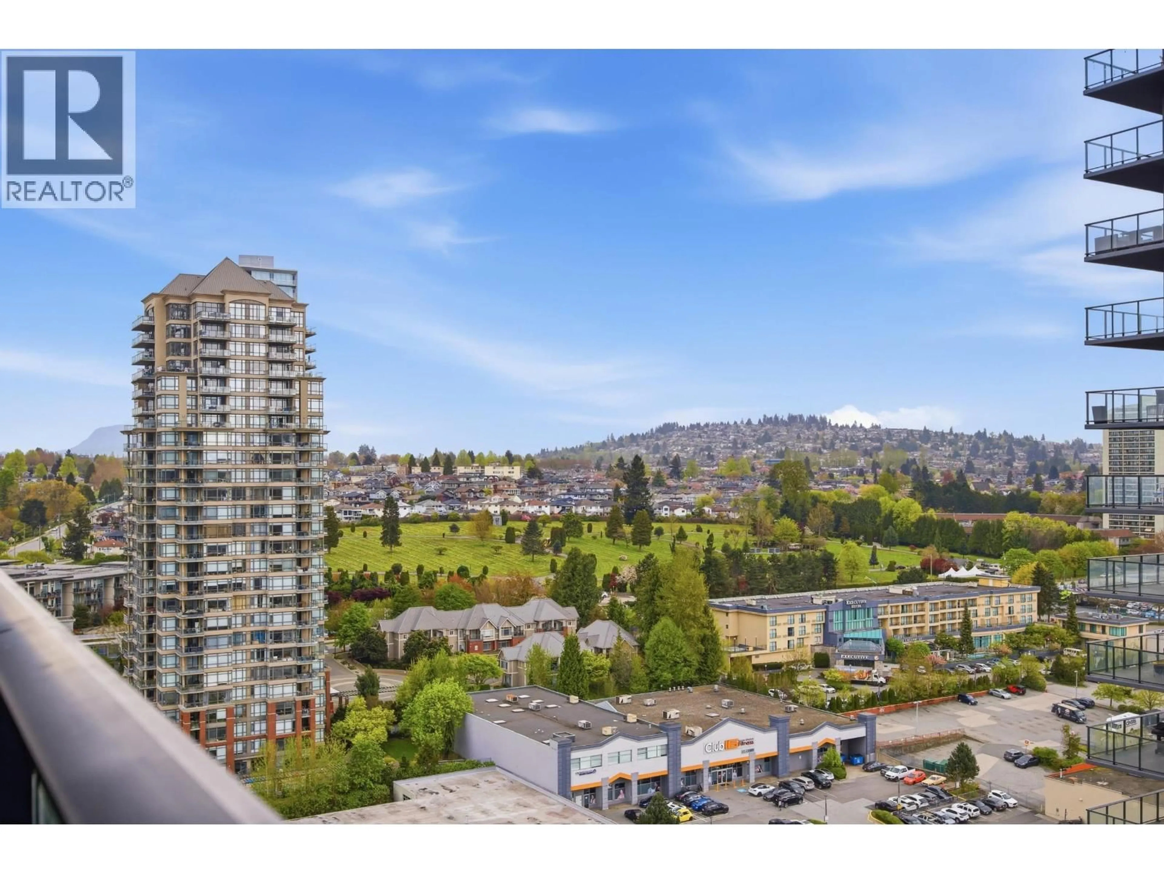 A pic from outside/outdoor area/front of a property/back of a property/a pic from drone, mountain view for 1910 - 2108 GILMORE AVENUE, Burnaby British Columbia V5C0N8
