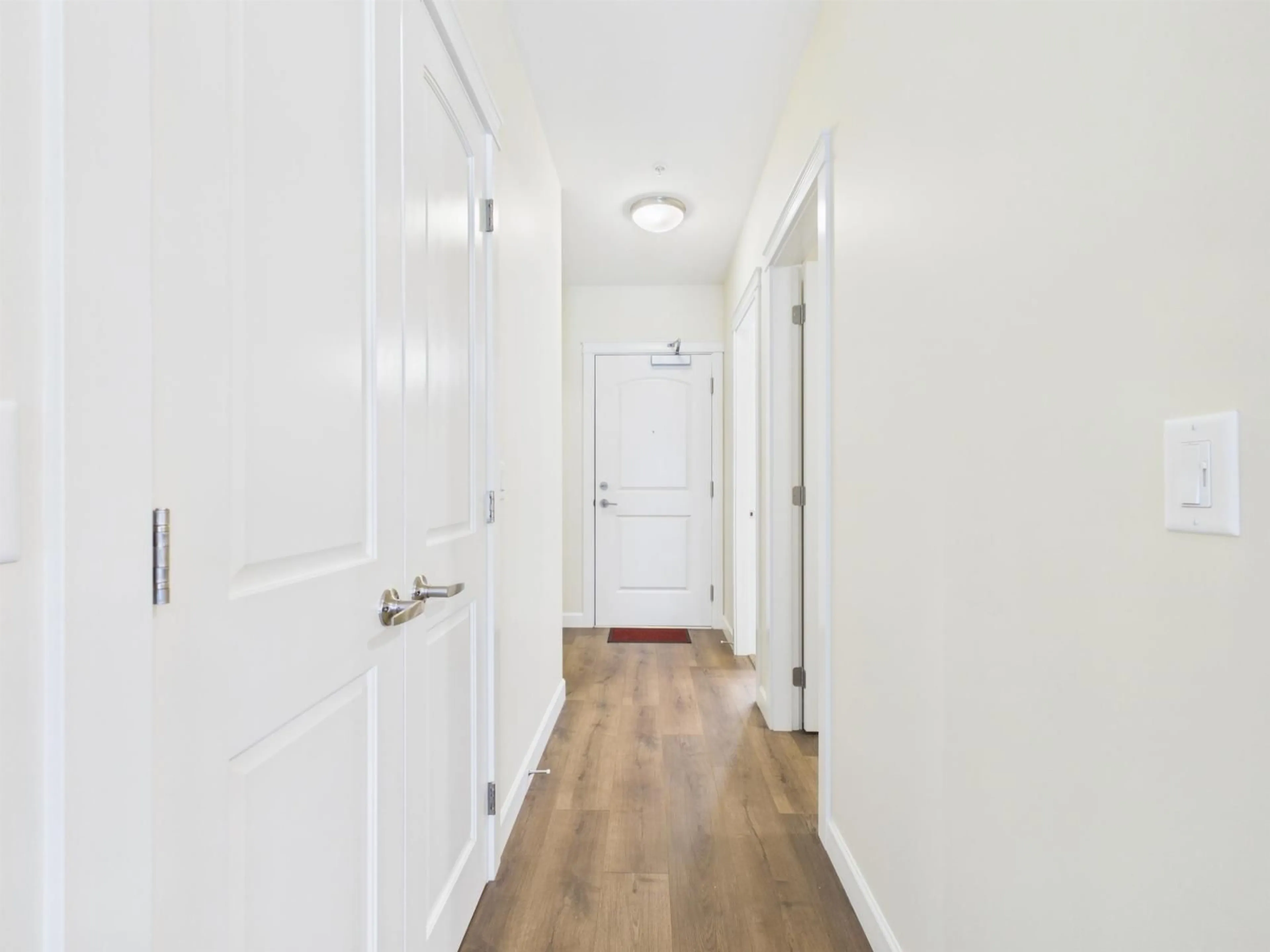Indoor entryway for 302 - 20367 85 AVENUE, Langley British Columbia V2Y3R1