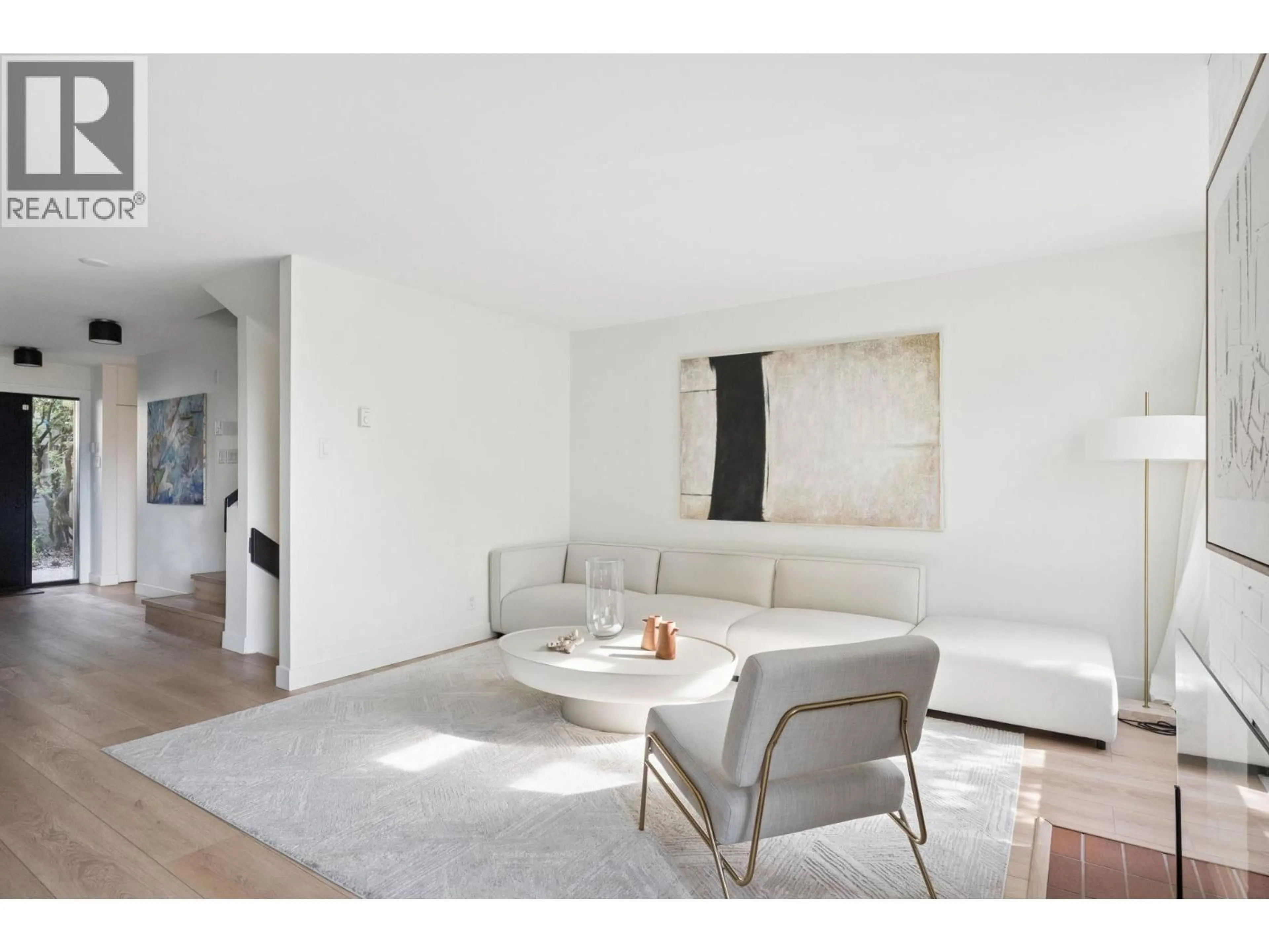 Living room with furniture, unknown for 3951 SPRINGTREE DRIVE, Vancouver British Columbia V6L3E2