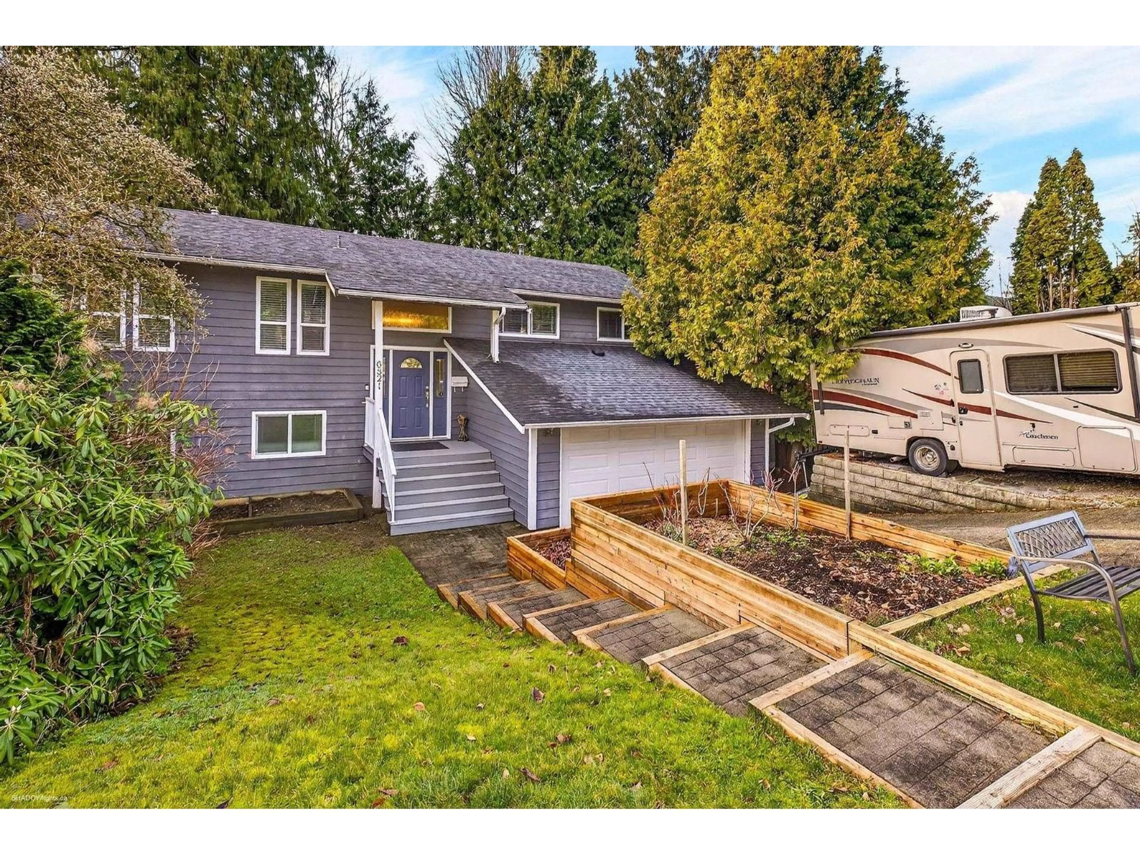 A pic from outside/outdoor area/front of a property/back of a property/a pic from drone, street for 6821 WESTVIEW DRIVE, Delta British Columbia V4E2L7