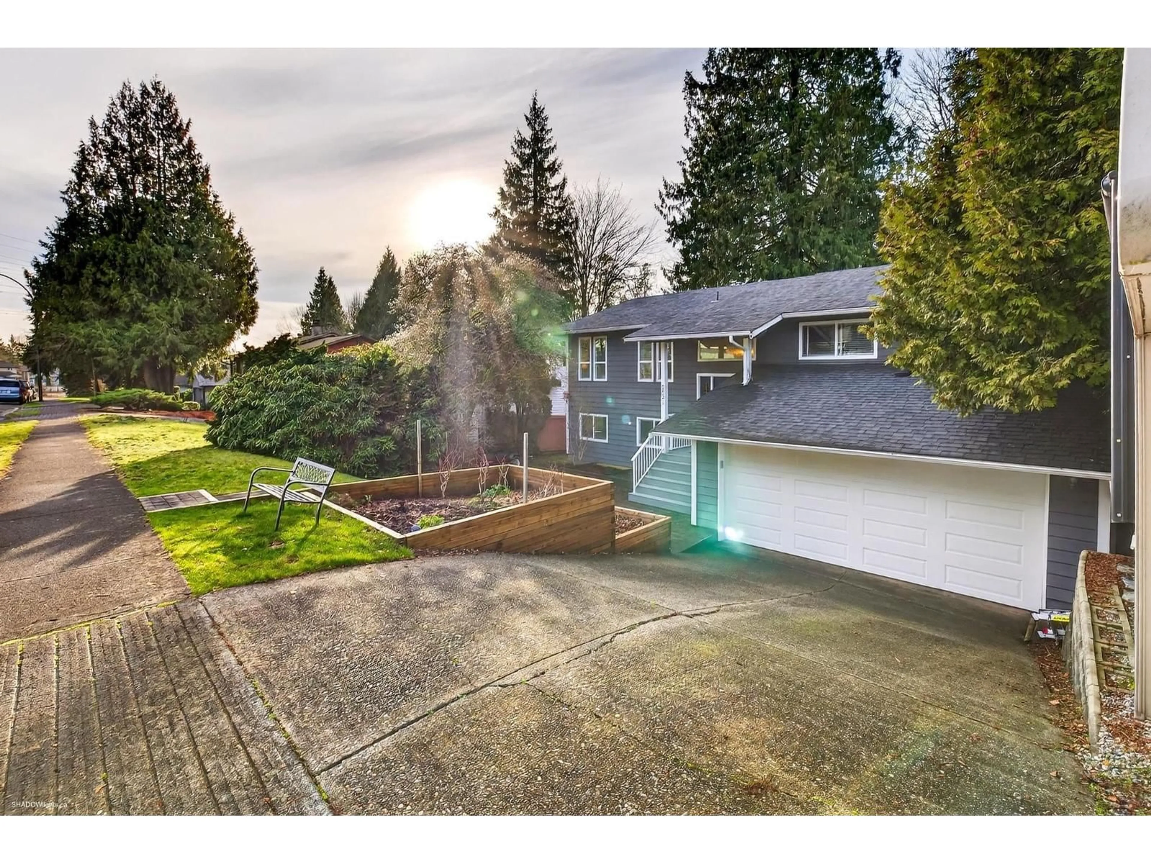 A pic from outside/outdoor area/front of a property/back of a property/a pic from drone, street for 6821 WESTVIEW DRIVE, Delta British Columbia V4E2L7
