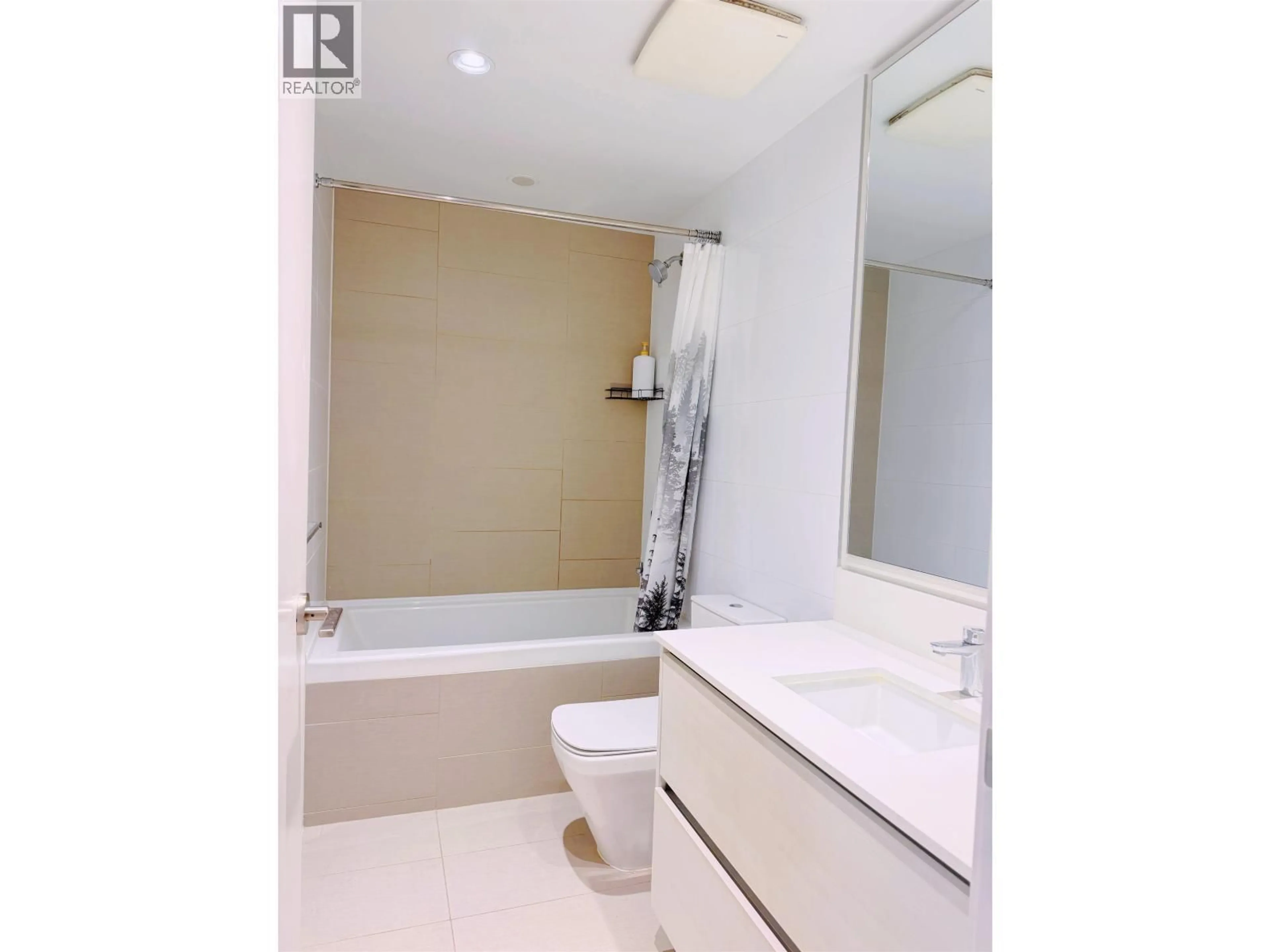 A pic of a room for 1611 - 6098 STATION STREET, Burnaby British Columbia V5H0H4