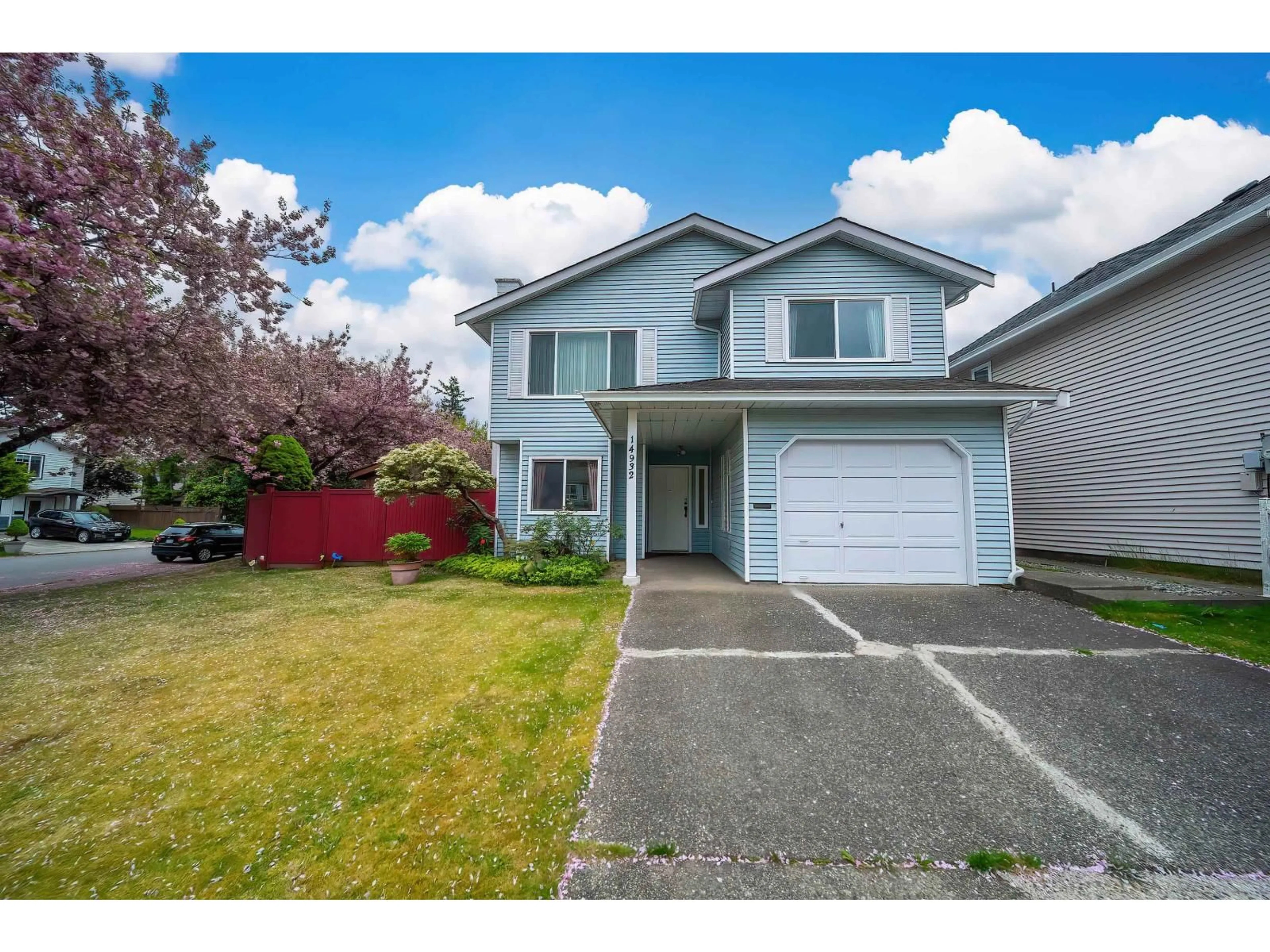 Home with vinyl exterior material, street for 14932 98A AVENUE, Surrey British Columbia V3R8H7