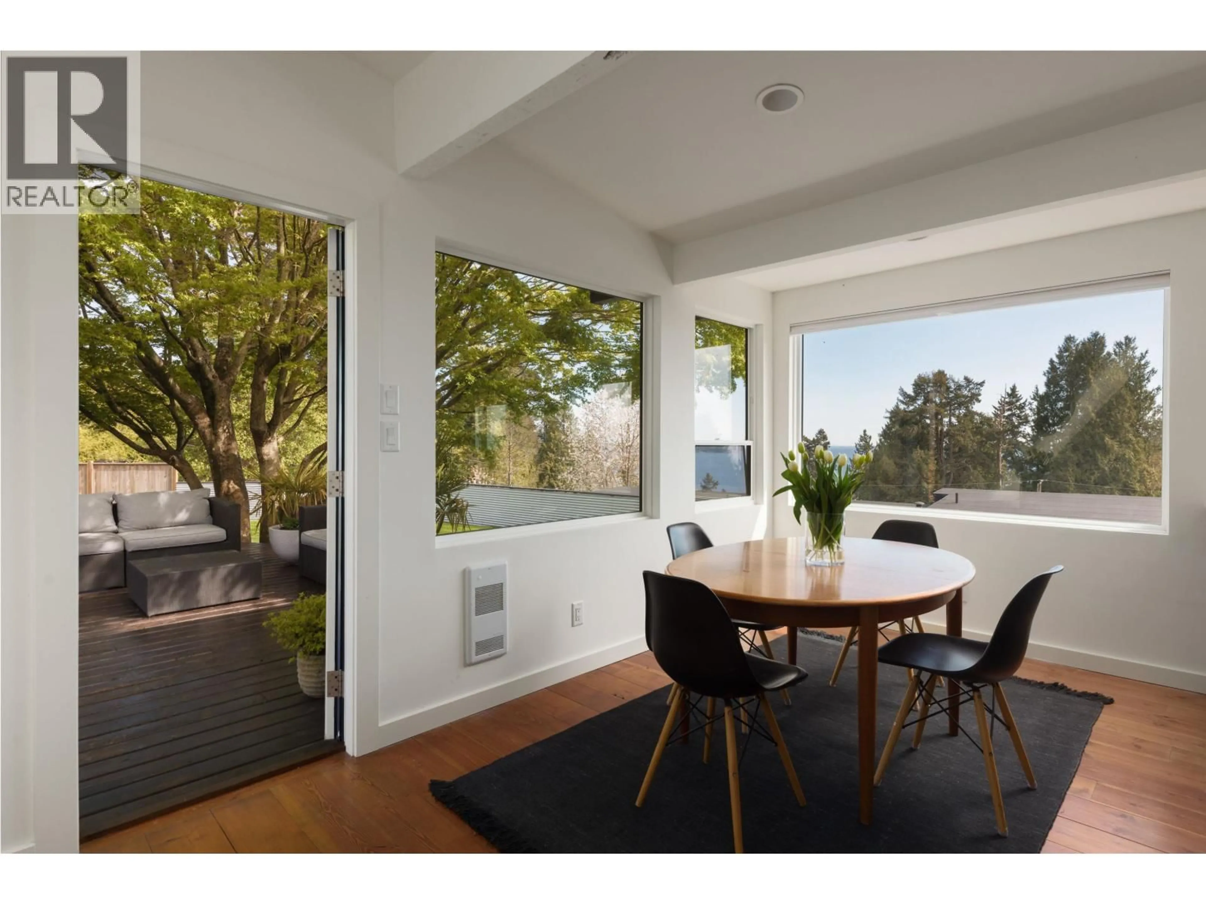 Dining room, unknown for 127 MAHAN ROAD, Gibsons British Columbia V0N1V3