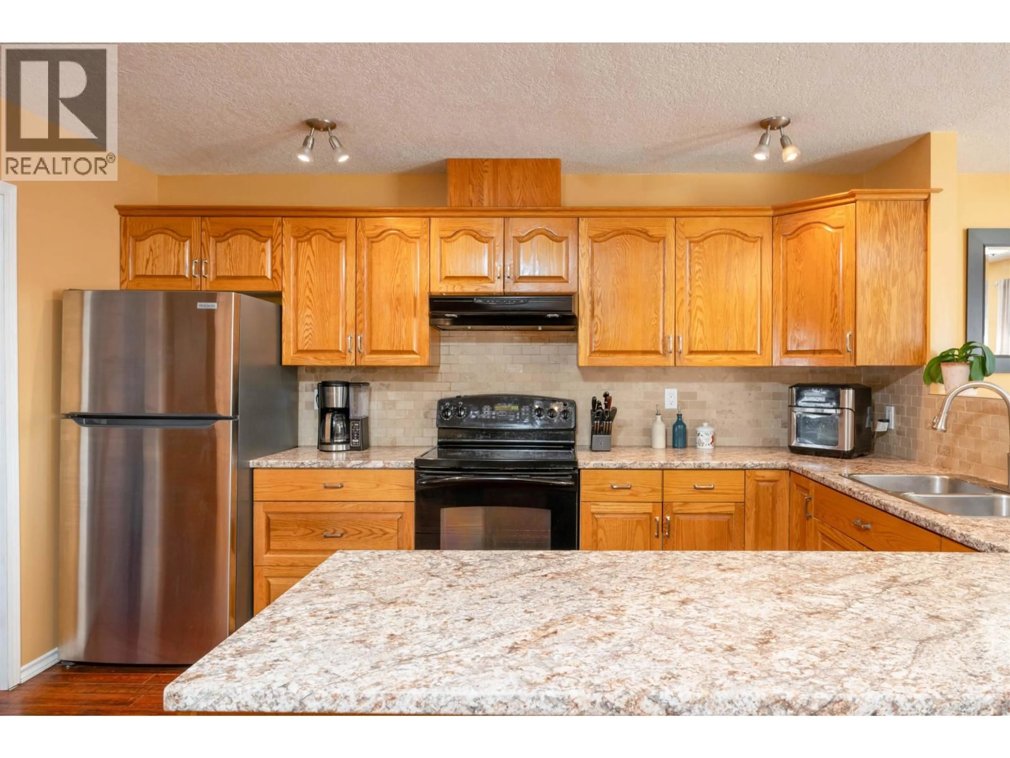 Standard kitchen, unknown for 7781 LANCASTER CRESCENT, Prince George British Columbia V2N3R3