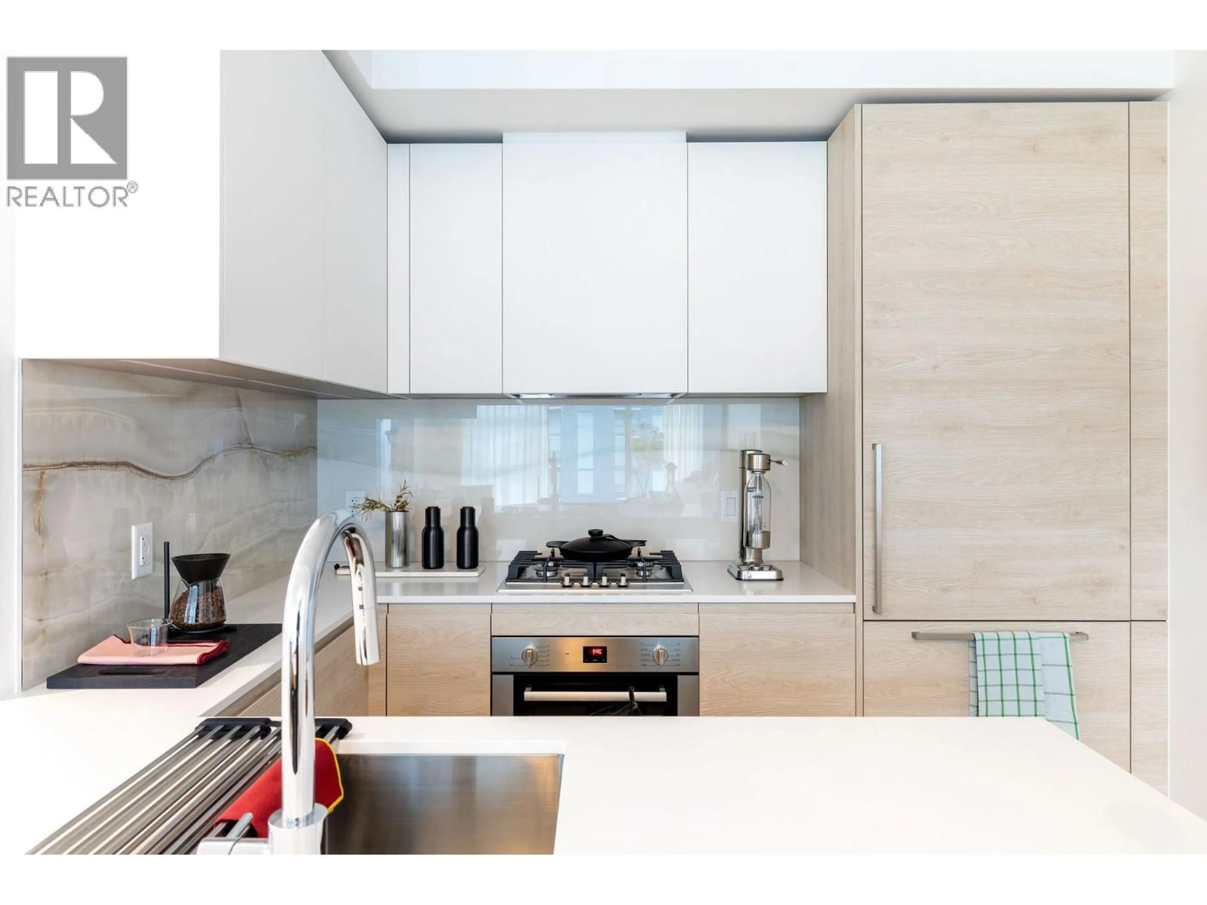 Standard kitchen, unknown for 3406 - 680 QUAYSIDE DRIVE, New Westminster British Columbia V3M0P2