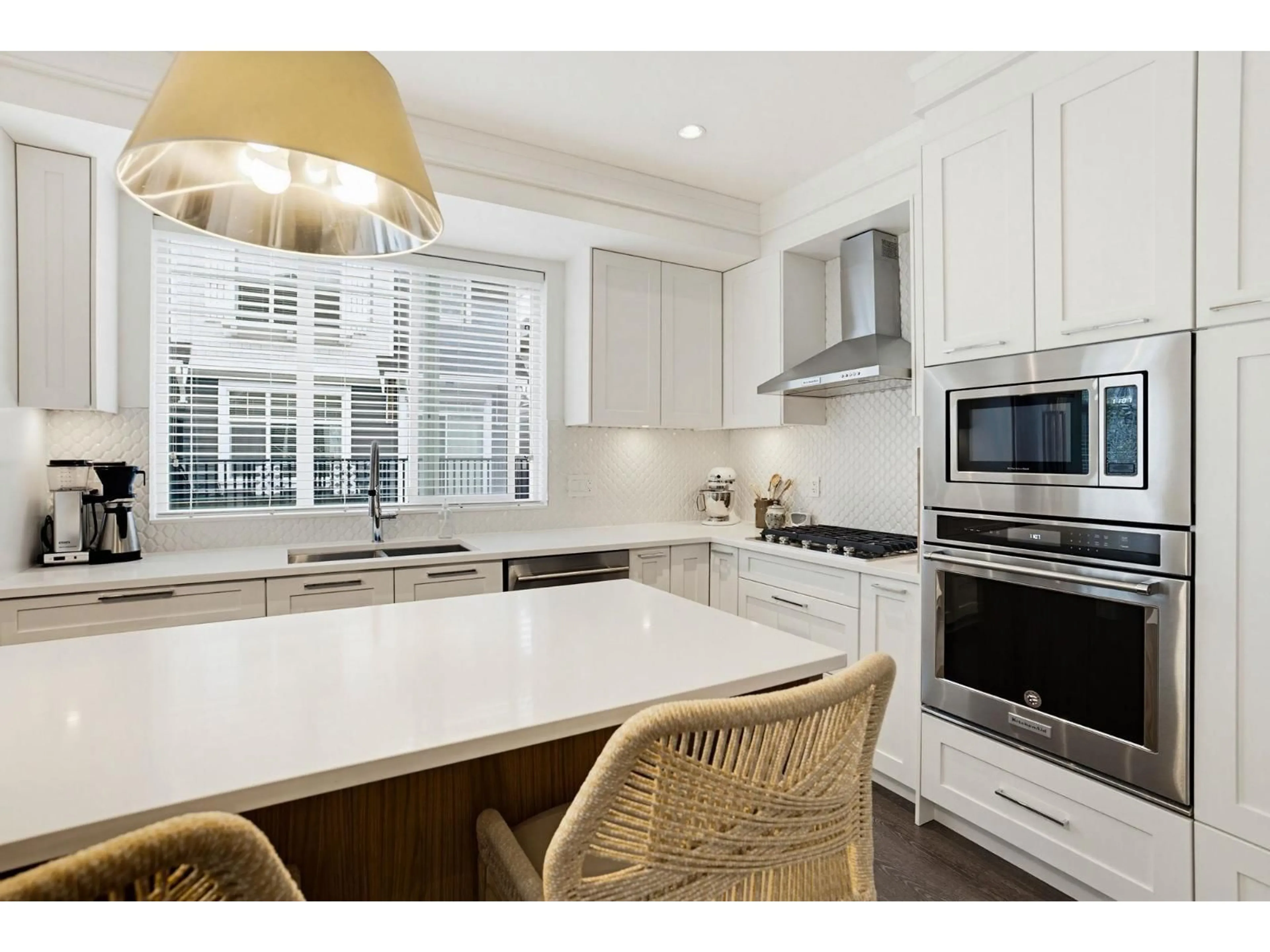 Open concept kitchen, unknown for 19 - 2239 164A STREET, Surrey British Columbia V3Z0V1