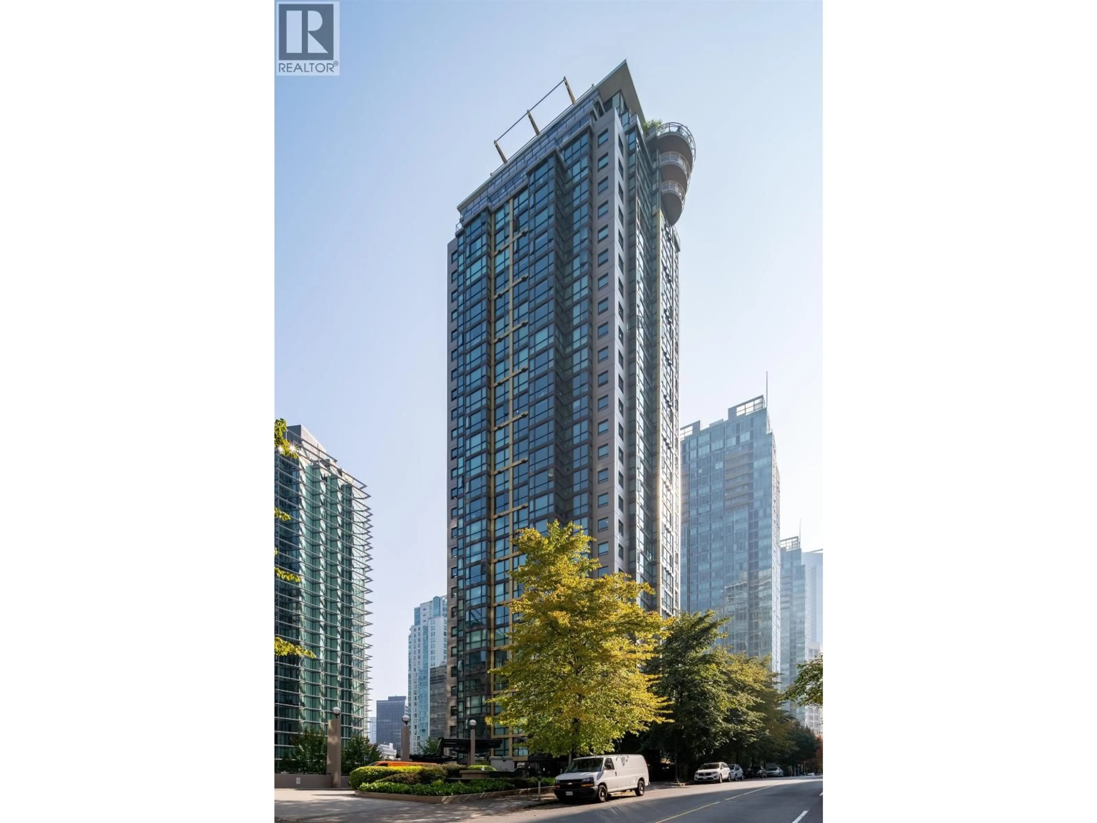 A pic from outside/outdoor area/front of a property/back of a property/a pic from drone, unknown for 2905 - 1331 ALBERNI STREET, Vancouver British Columbia V6E4S1