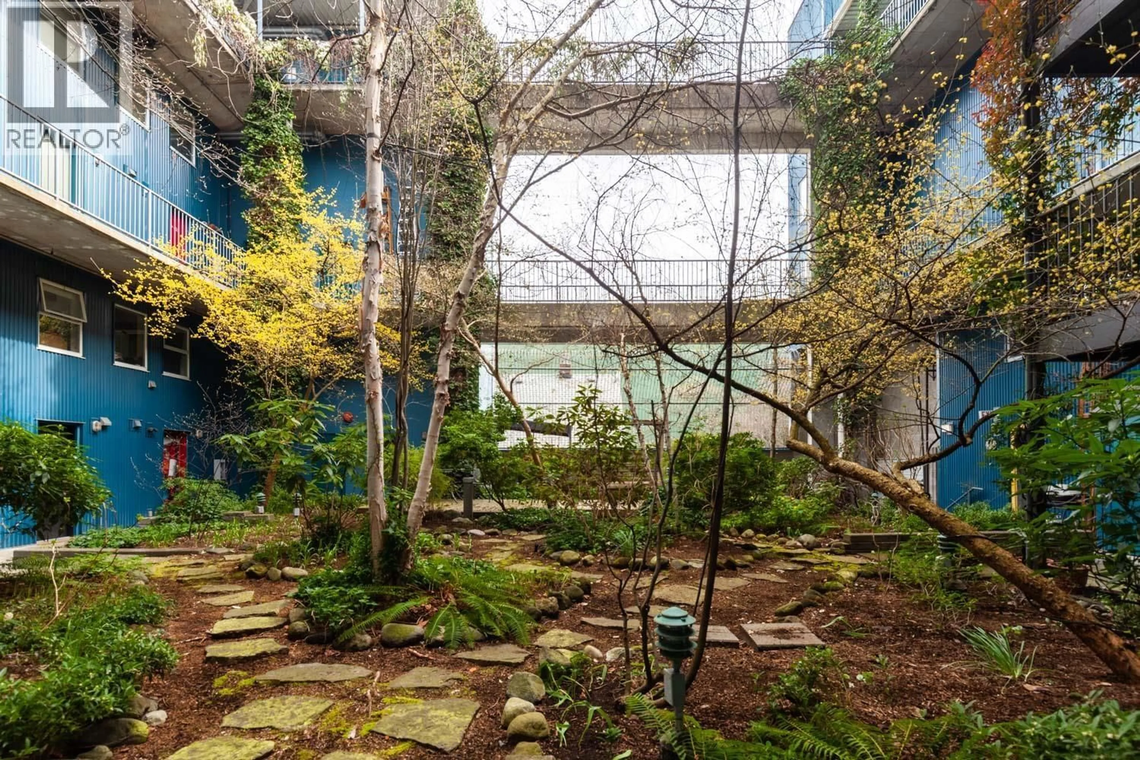 Unknown for 202 - 228 4TH AVENUE, Vancouver British Columbia V5T1G5