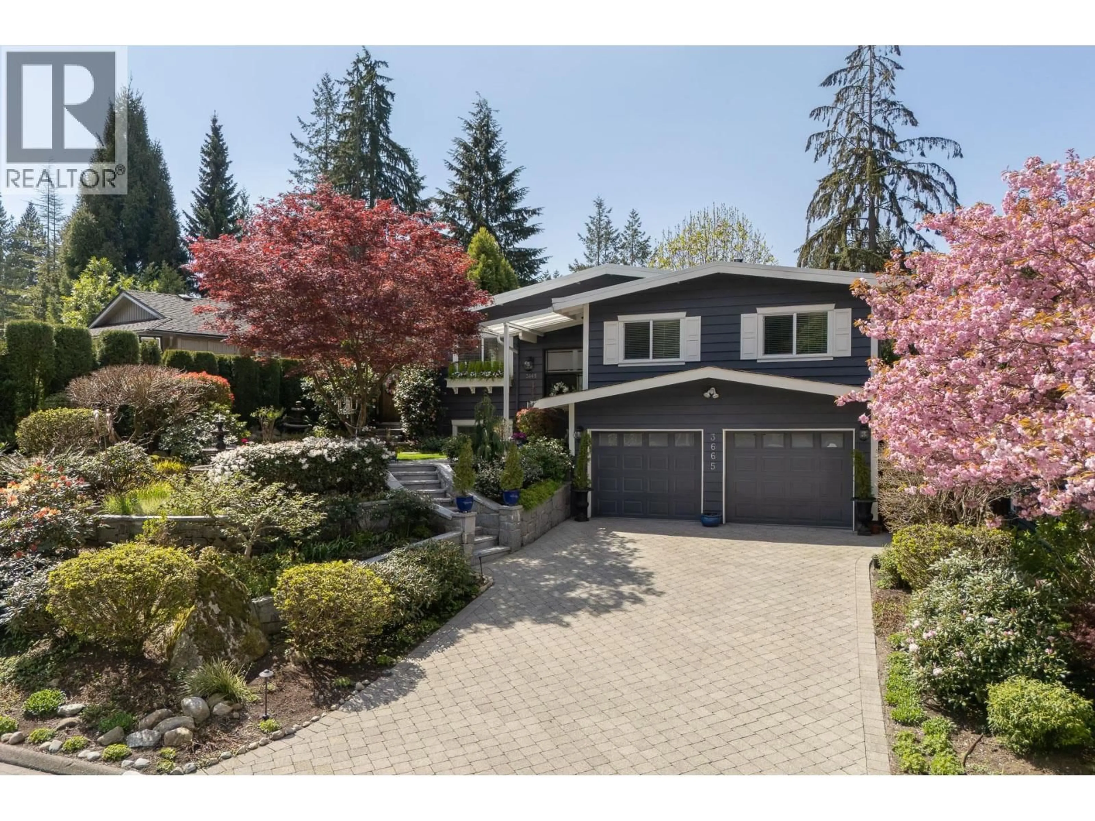 Home with vinyl exterior material, street for 3665 RUTHERFORD CRESCENT, North Vancouver British Columbia V7N2C6
