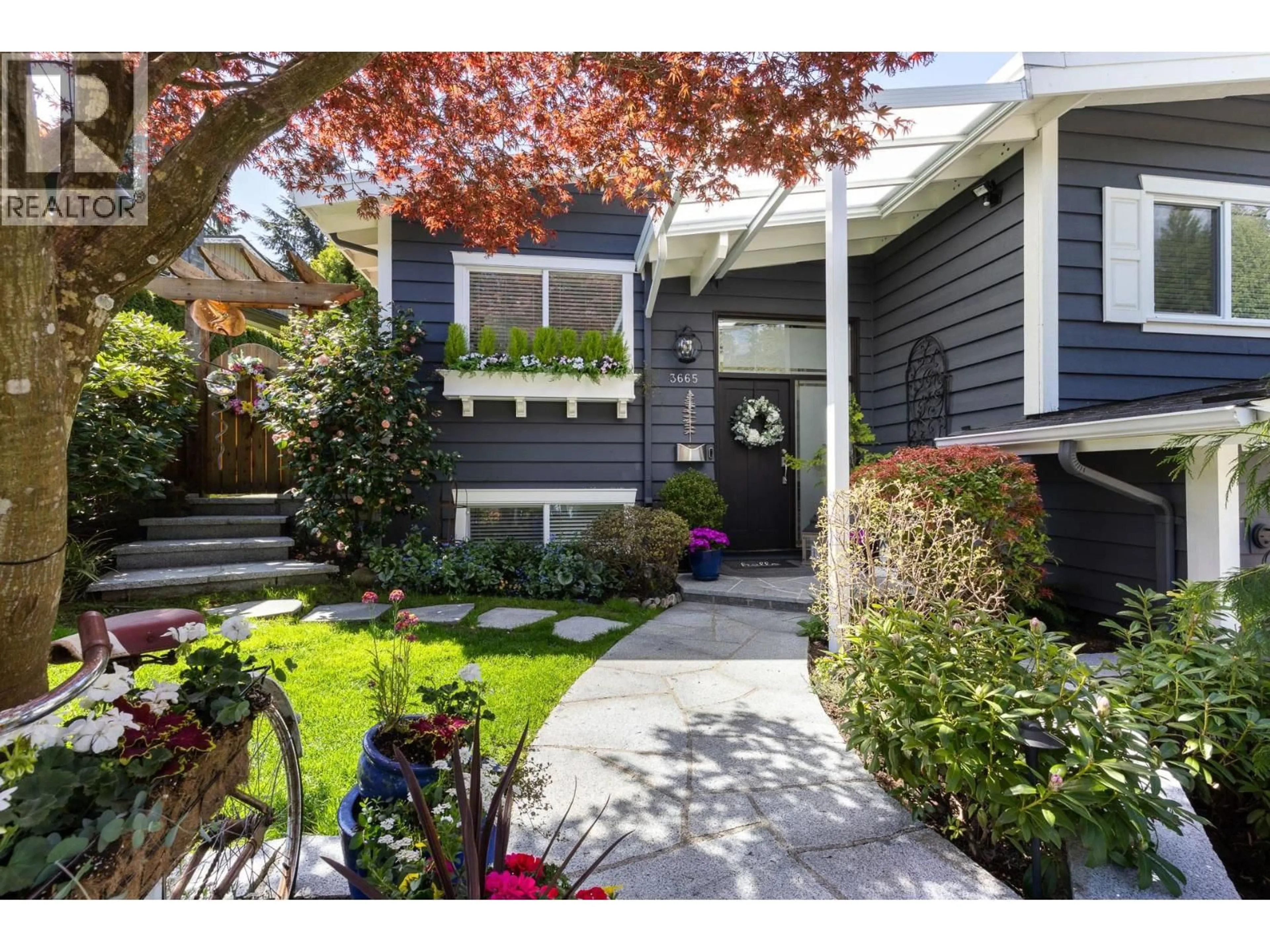 Unknown for 3665 RUTHERFORD CRESCENT, North Vancouver British Columbia V7N2C6