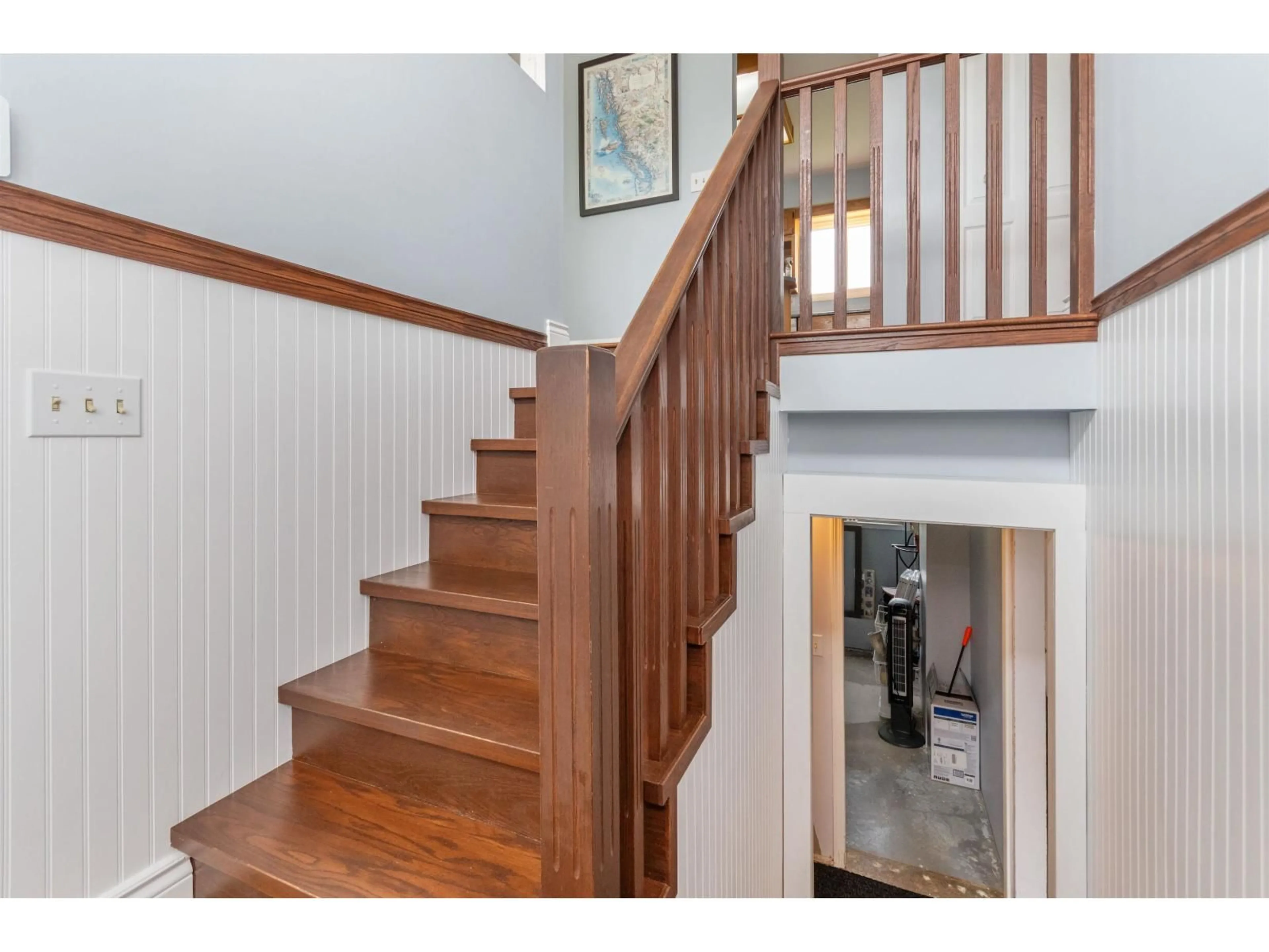 Stairs for 46423 DINAH AVENUE, Chilliwack British Columbia V2P7E2