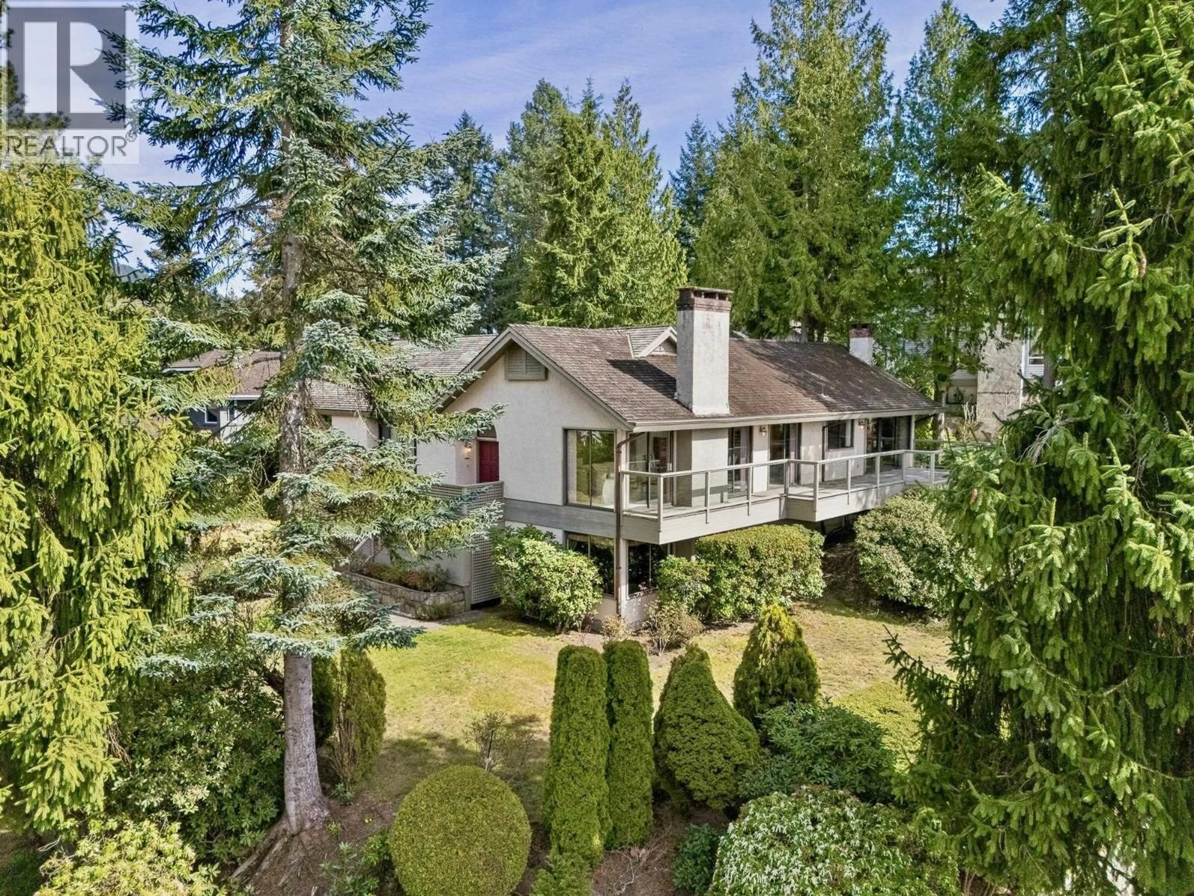 A pic from outside/outdoor area/front of a property/back of a property/a pic from drone, forest/trees view for 4724 WOODBURN COURT, West Vancouver British Columbia V7S3B3