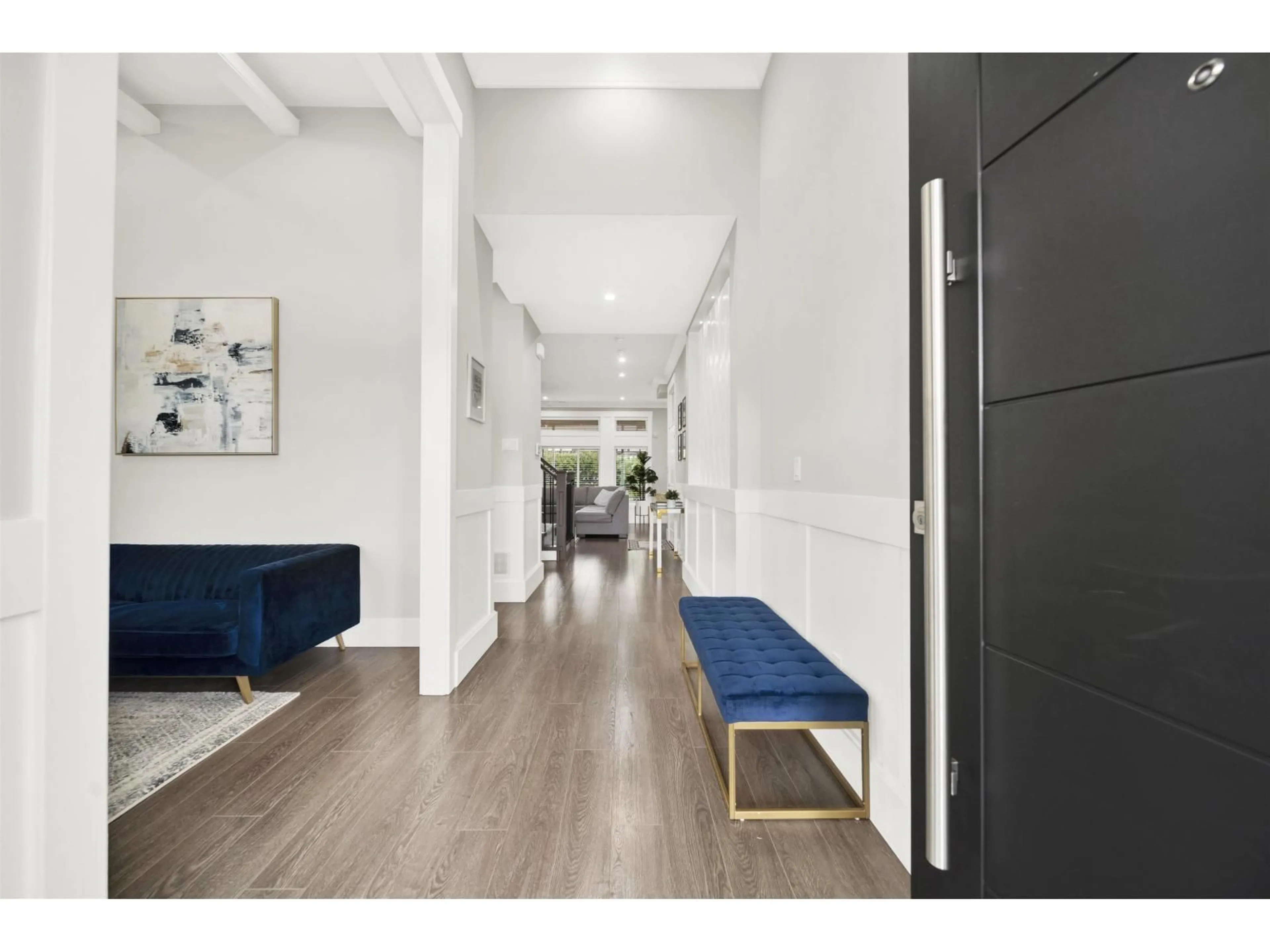 Indoor foyer for 18356 68 AVENUE, Surrey British Columbia V3S9H5