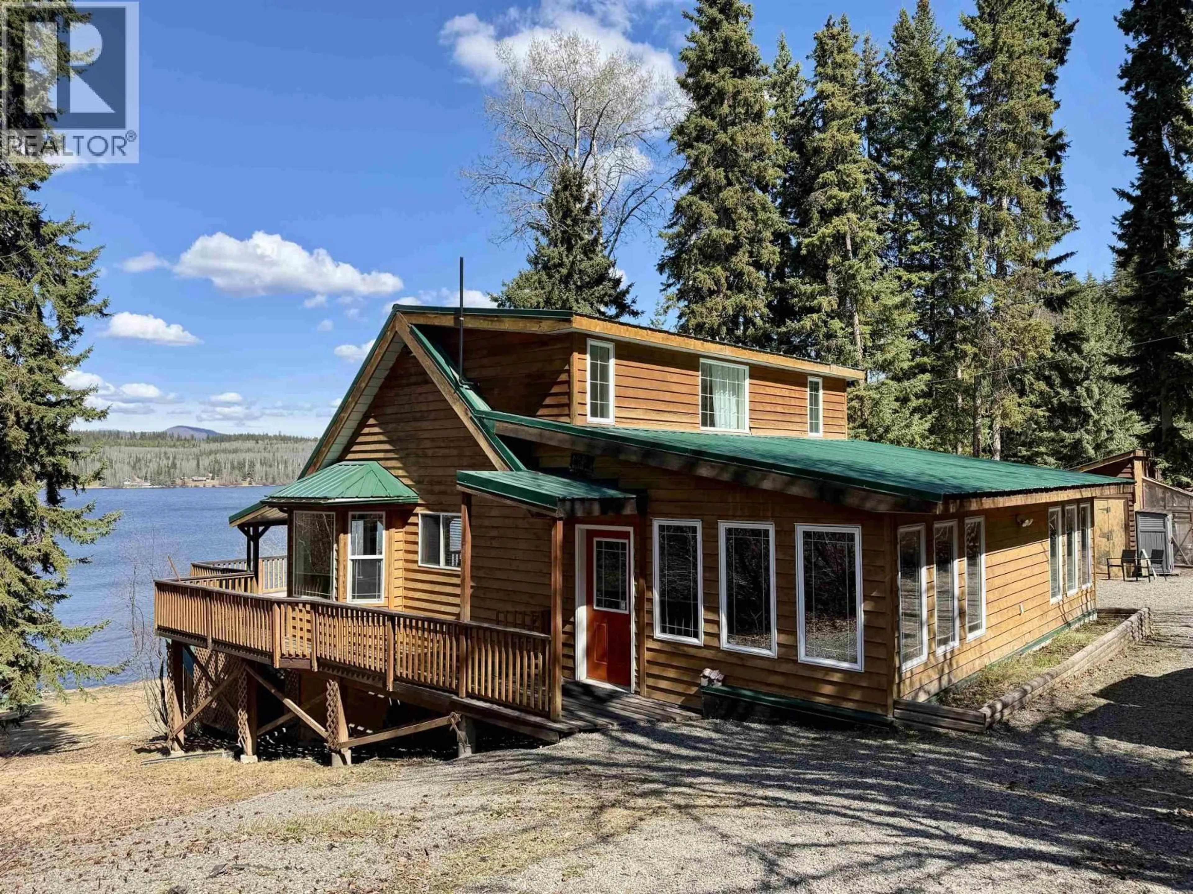 Home with vinyl exterior material, water/lake/river/ocean view for 1753 SIMON BAY ROAD, Fraser Lake British Columbia V0J1S0