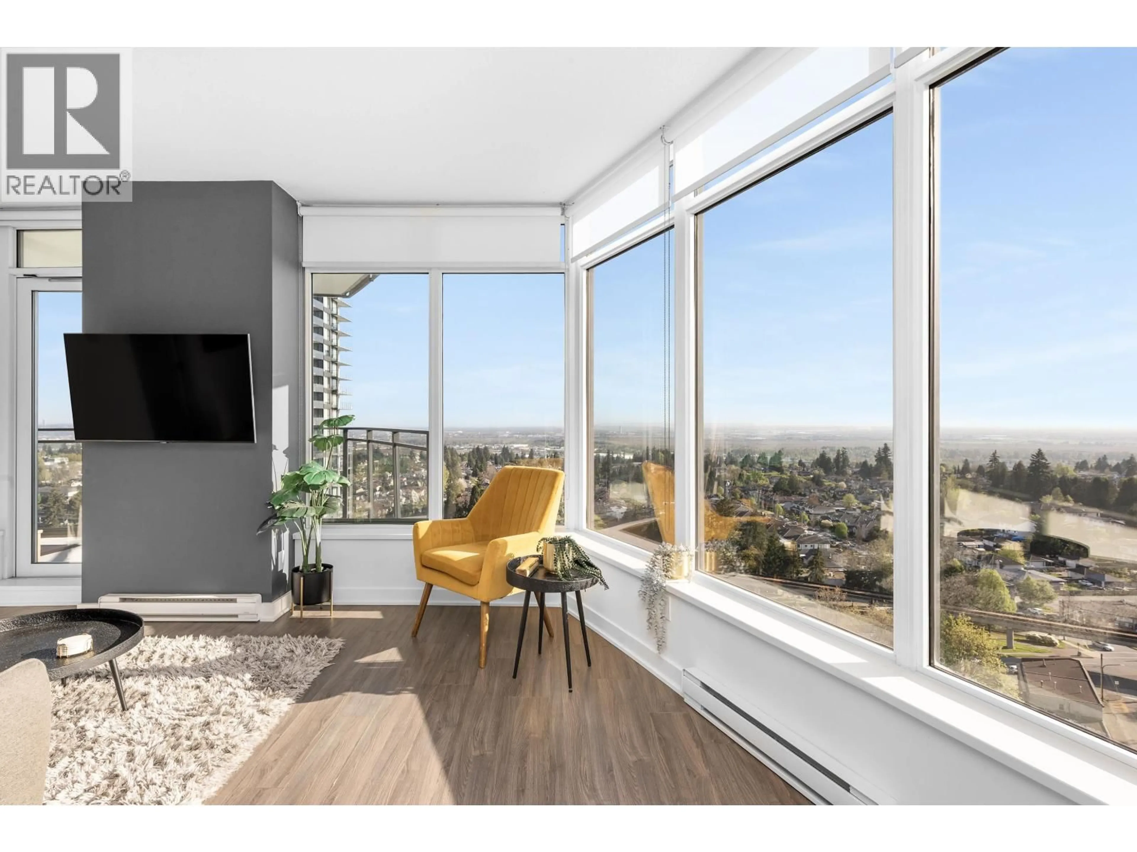 A pic of a room for 2202 - 4900 LENNOX LANE, Burnaby British Columbia V5H0G9