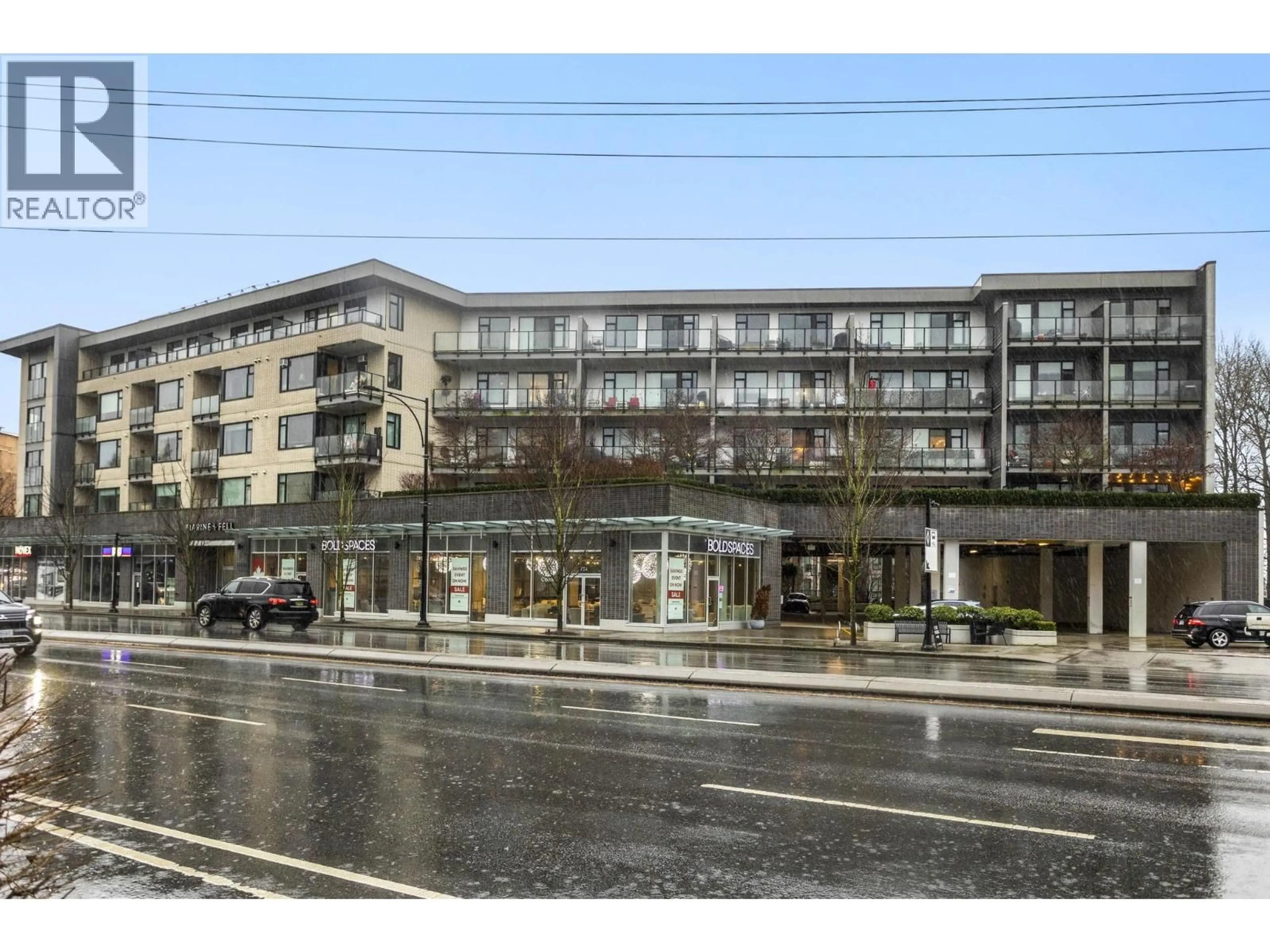 Blurry image for 201 - 725 MARINE DRIVE, North Vancouver British Columbia V7M0G2