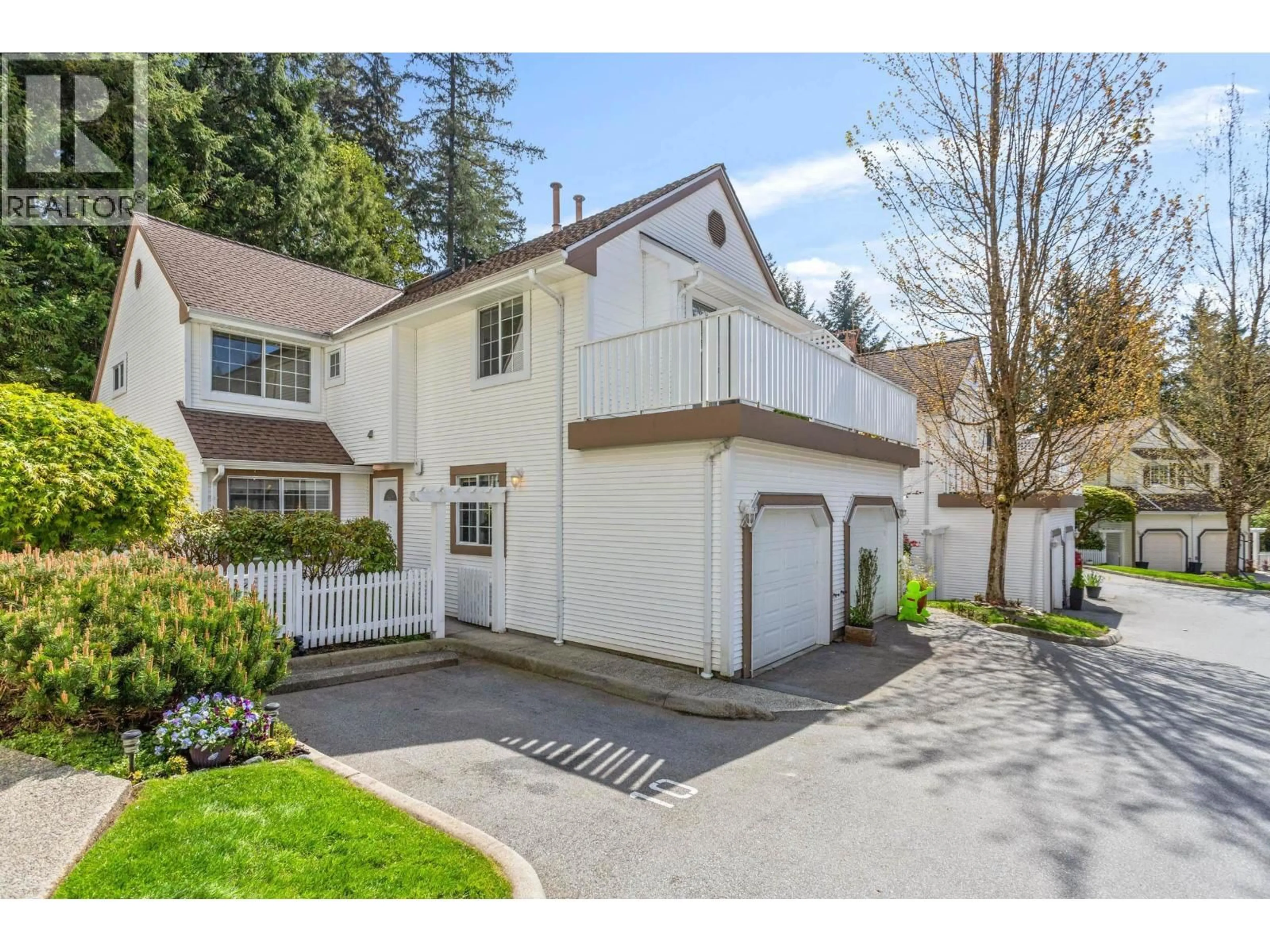 Unknown for 10 - 3939 INDIAN RIVER DRIVE, North Vancouver British Columbia V7G2P5