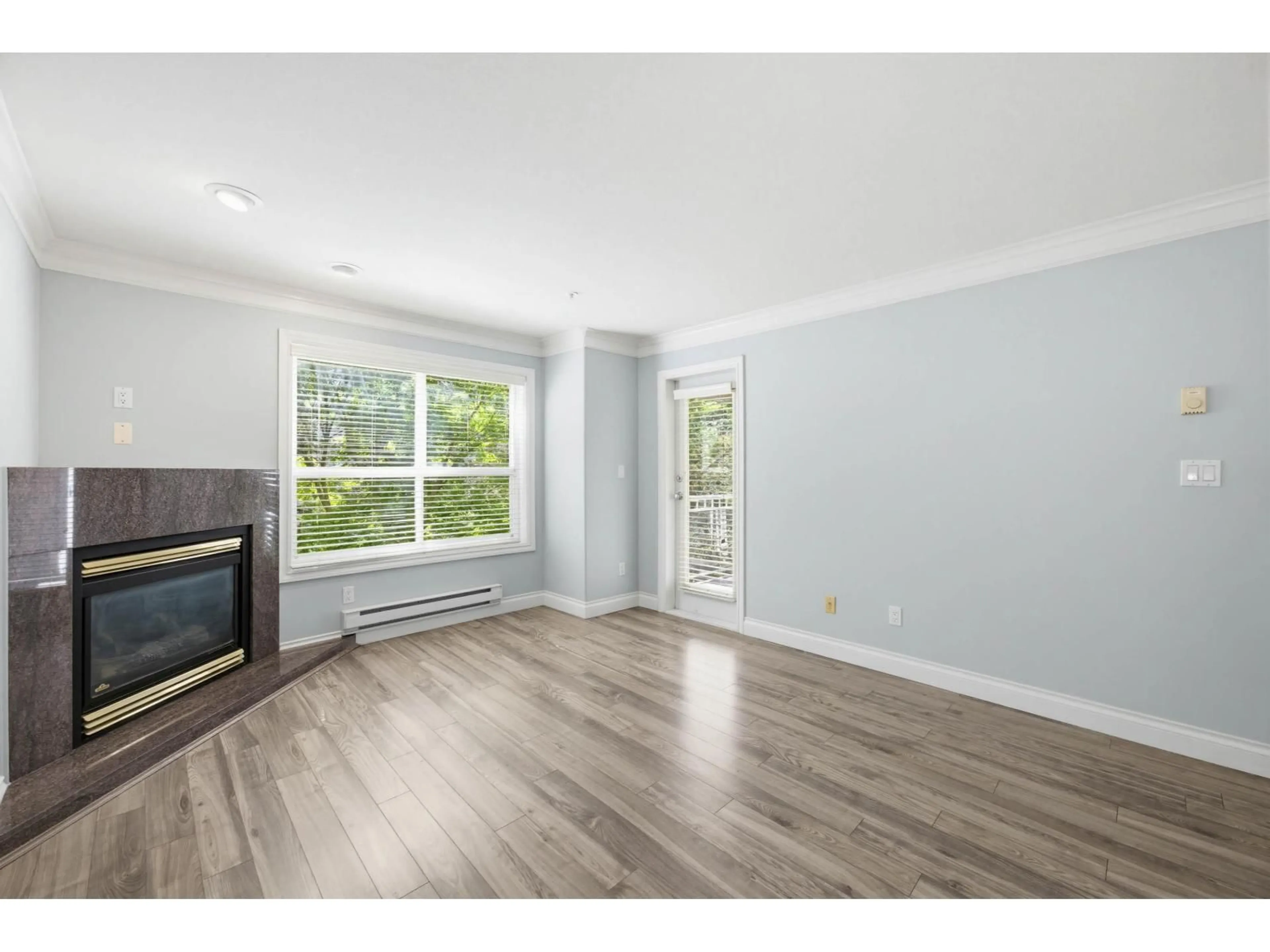 A pic of a room for 202 - 8115 121A STREET, Surrey British Columbia V3W1J2