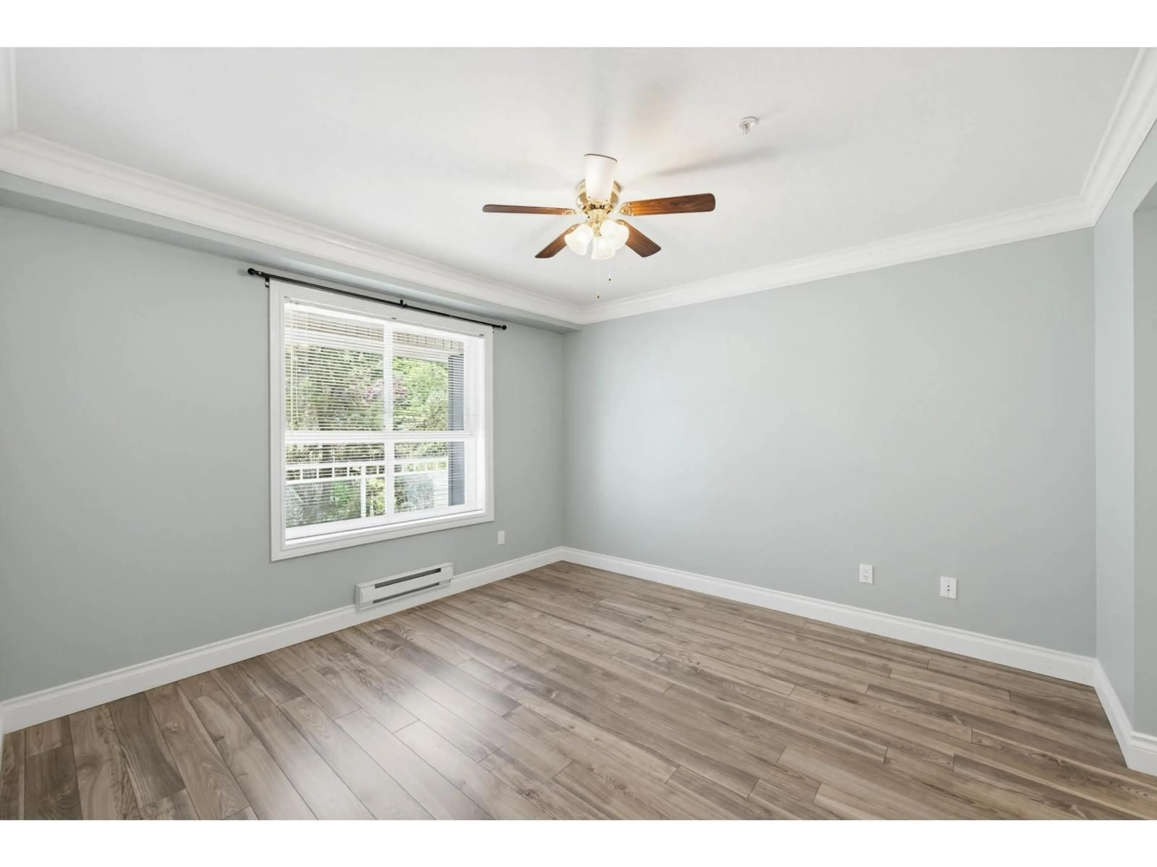 A pic of a room for 202 - 8115 121A STREET, Surrey British Columbia V3W1J2