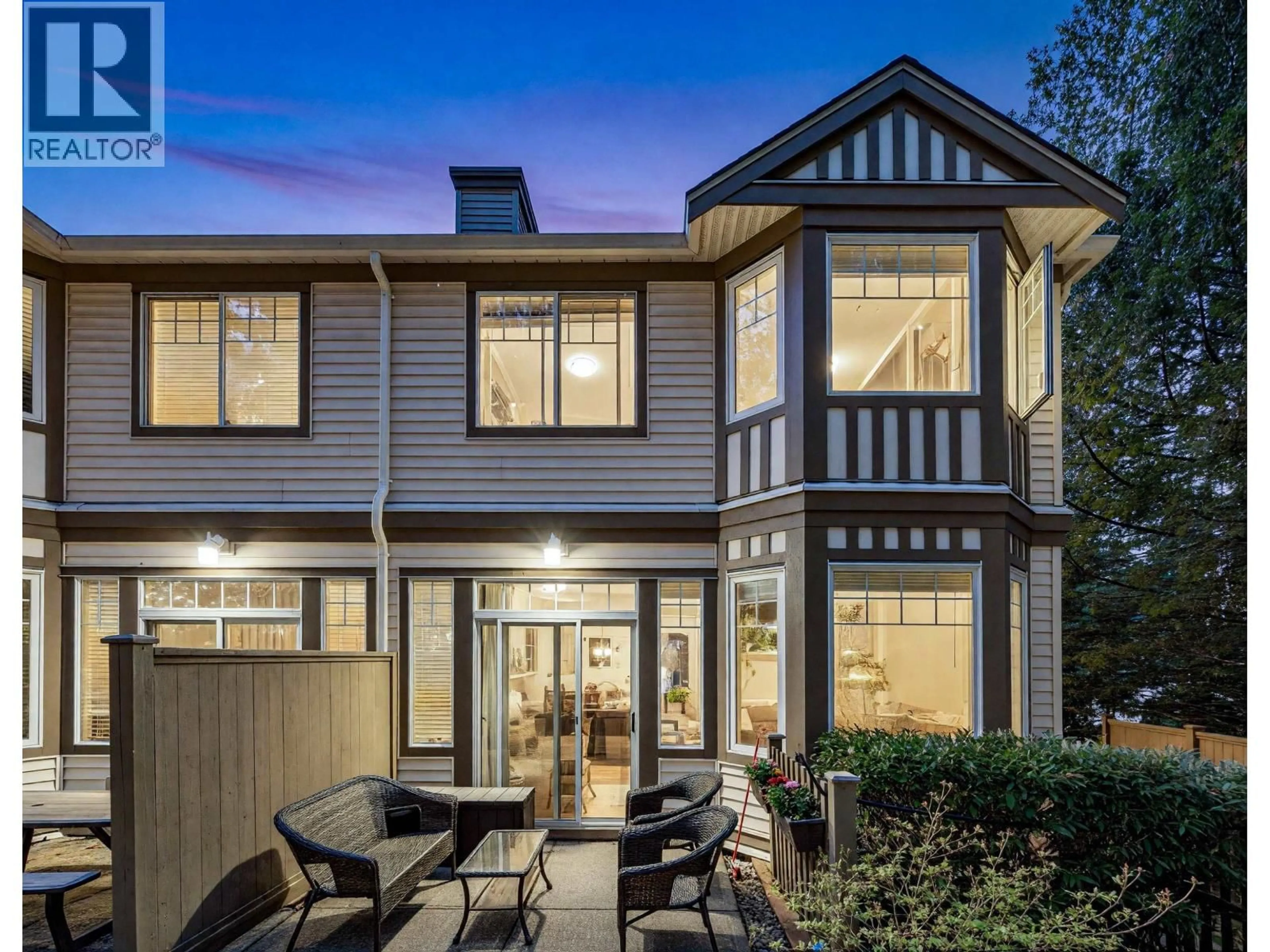 Home with vinyl exterior material, street for 18 - 7500 CUMBERLAND STREET, Burnaby British Columbia V3N4Z9