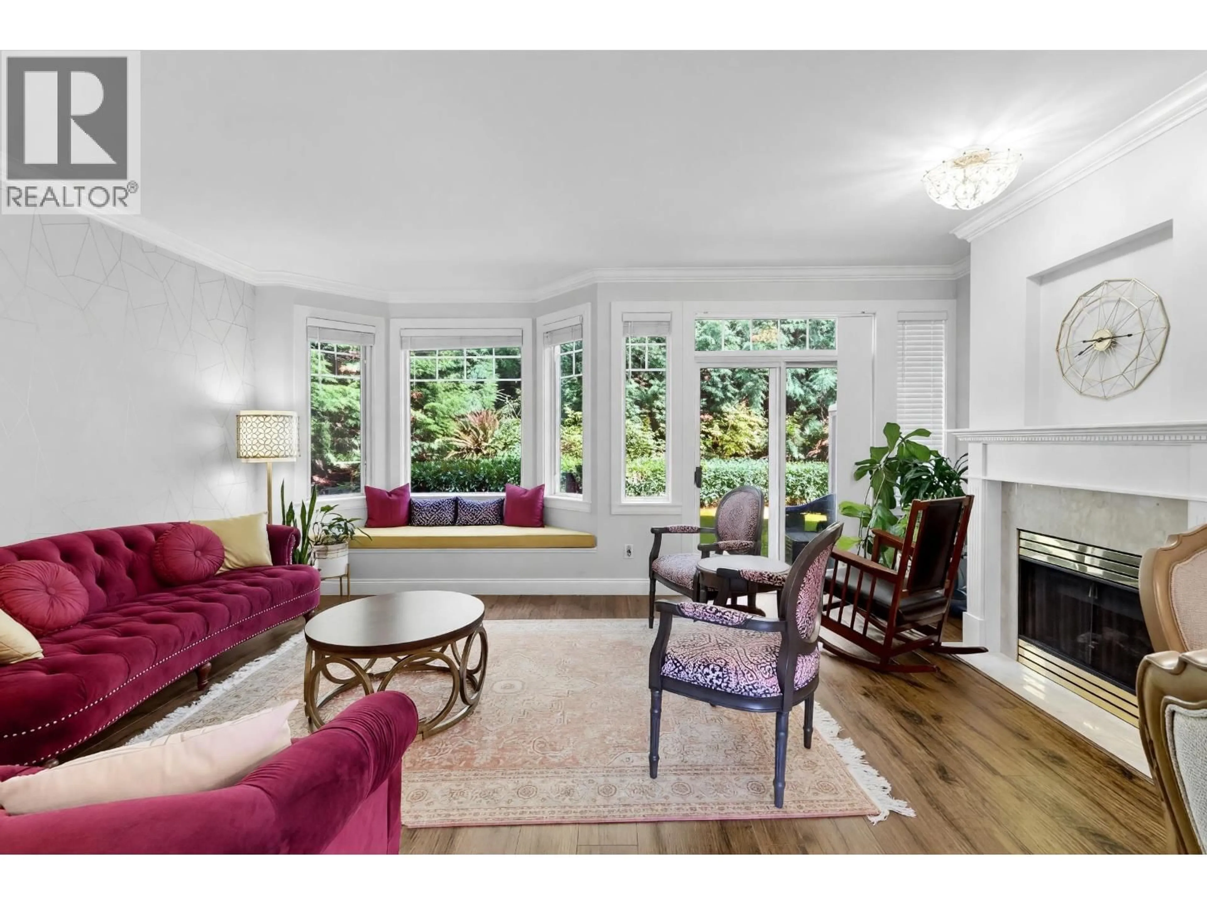 Living room with furniture, unknown for 18 - 7500 CUMBERLAND STREET, Burnaby British Columbia V3N4Z9