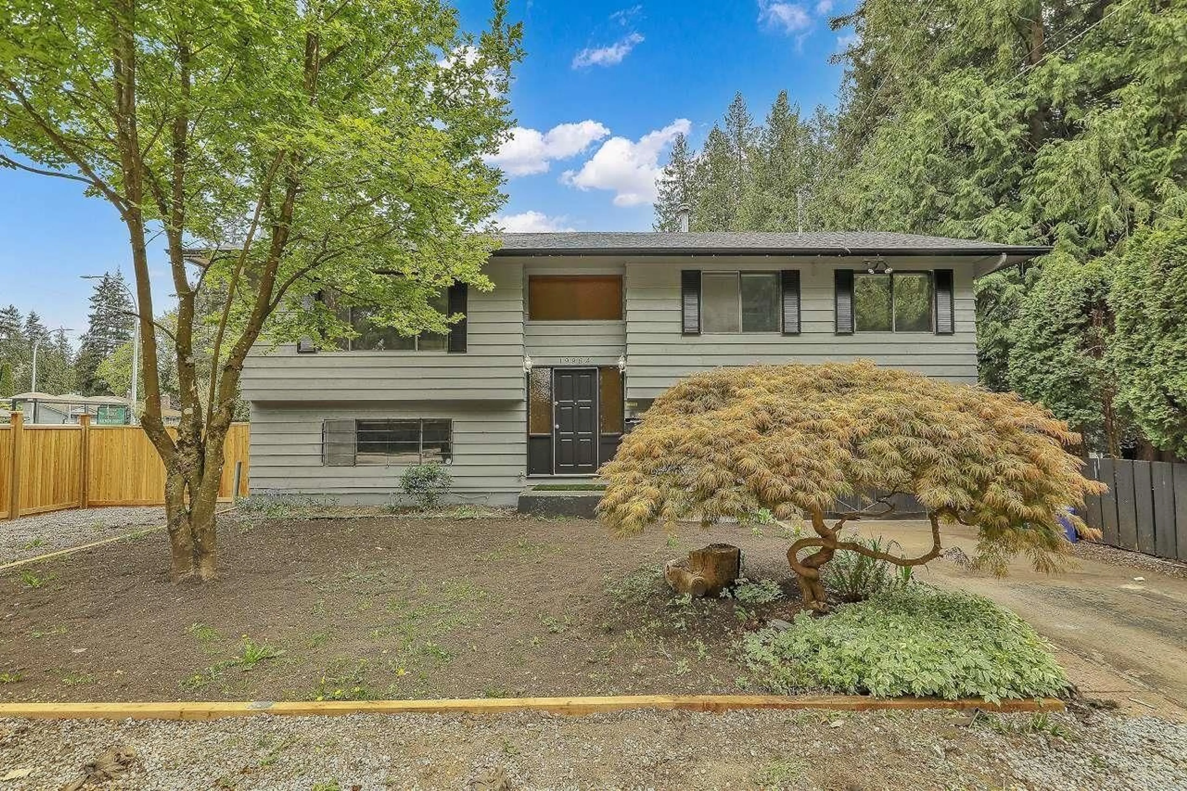 Home with vinyl exterior material, unknown for 19984 44 AVENUE, Langley British Columbia V3A3E2