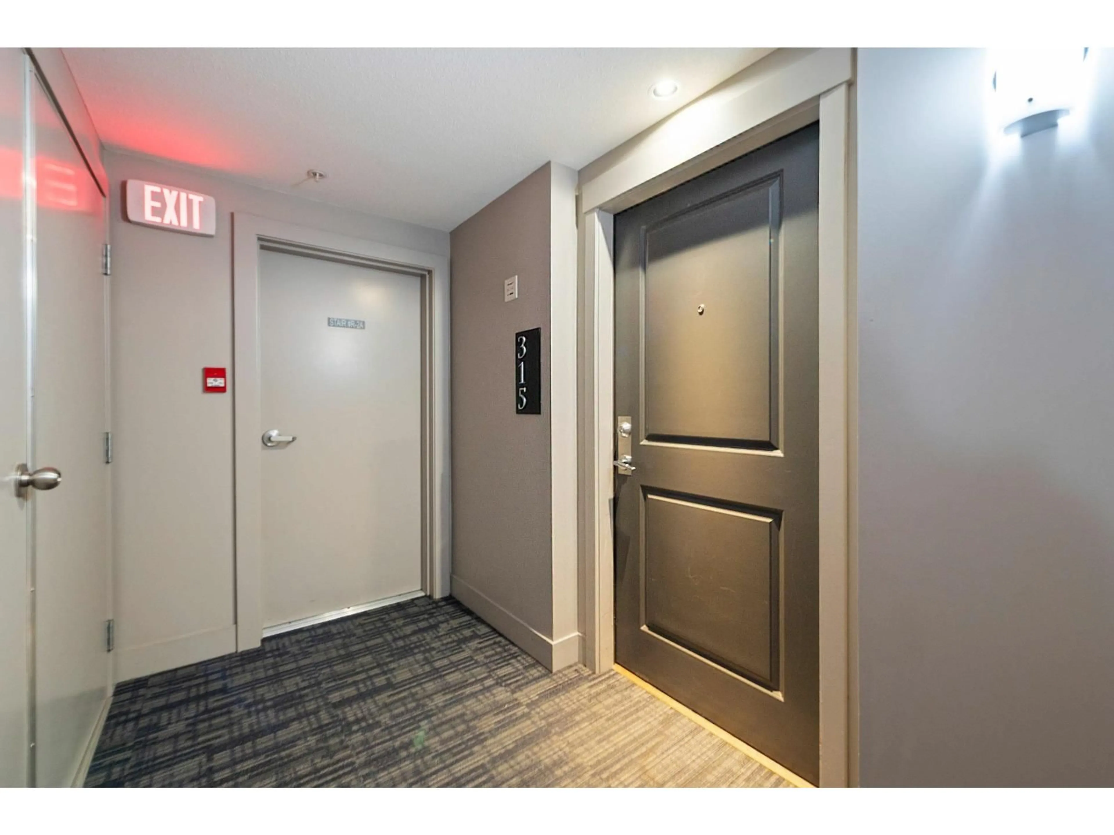 Indoor foyer for A315 - 8929 202 STREET, Langley British Columbia V1M0B4