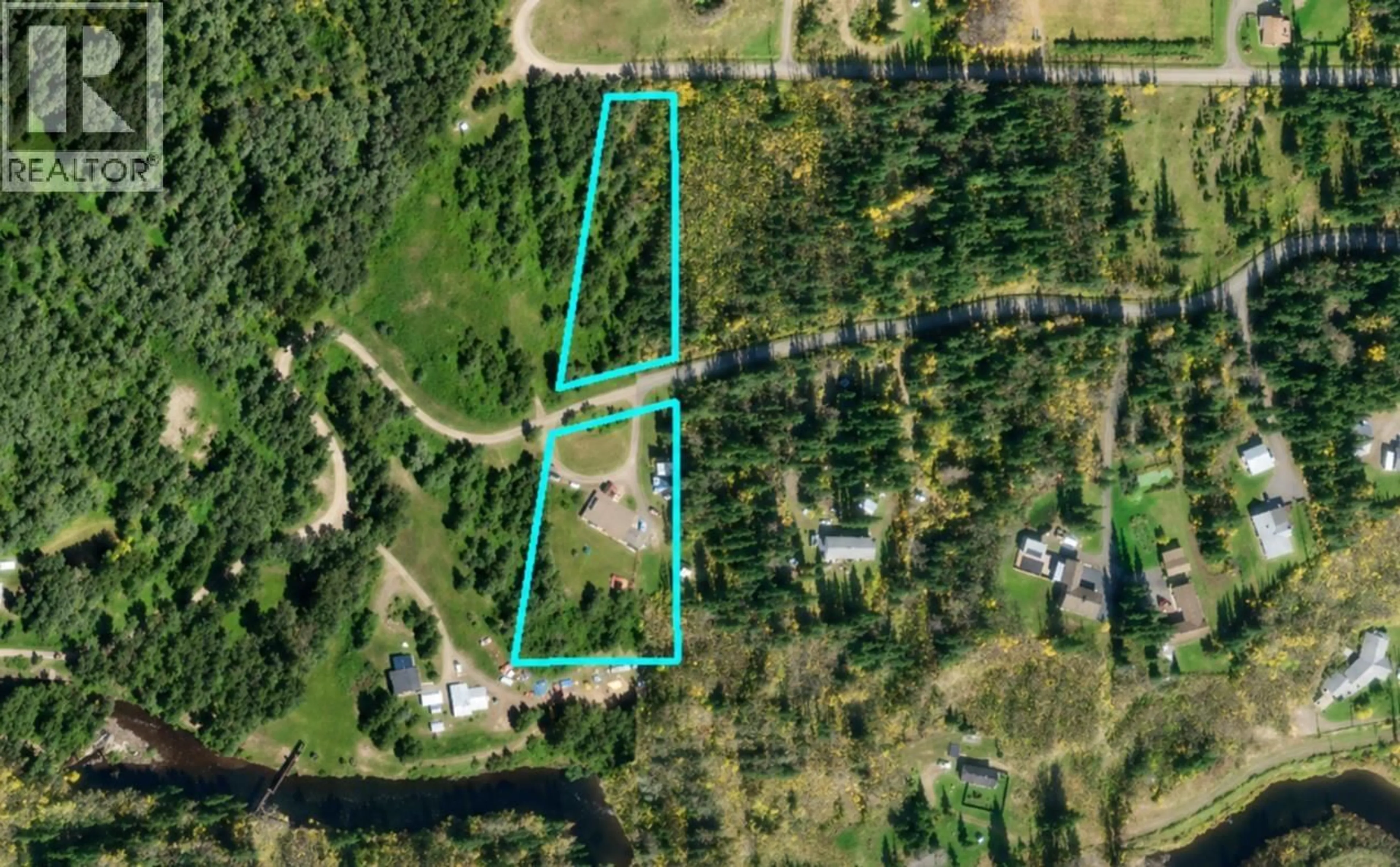 A pic from outside/outdoor area/front of a property/back of a property/a pic from drone, unknown for 3280 VIEWMONT COURT, Houston British Columbia V0J1Z2