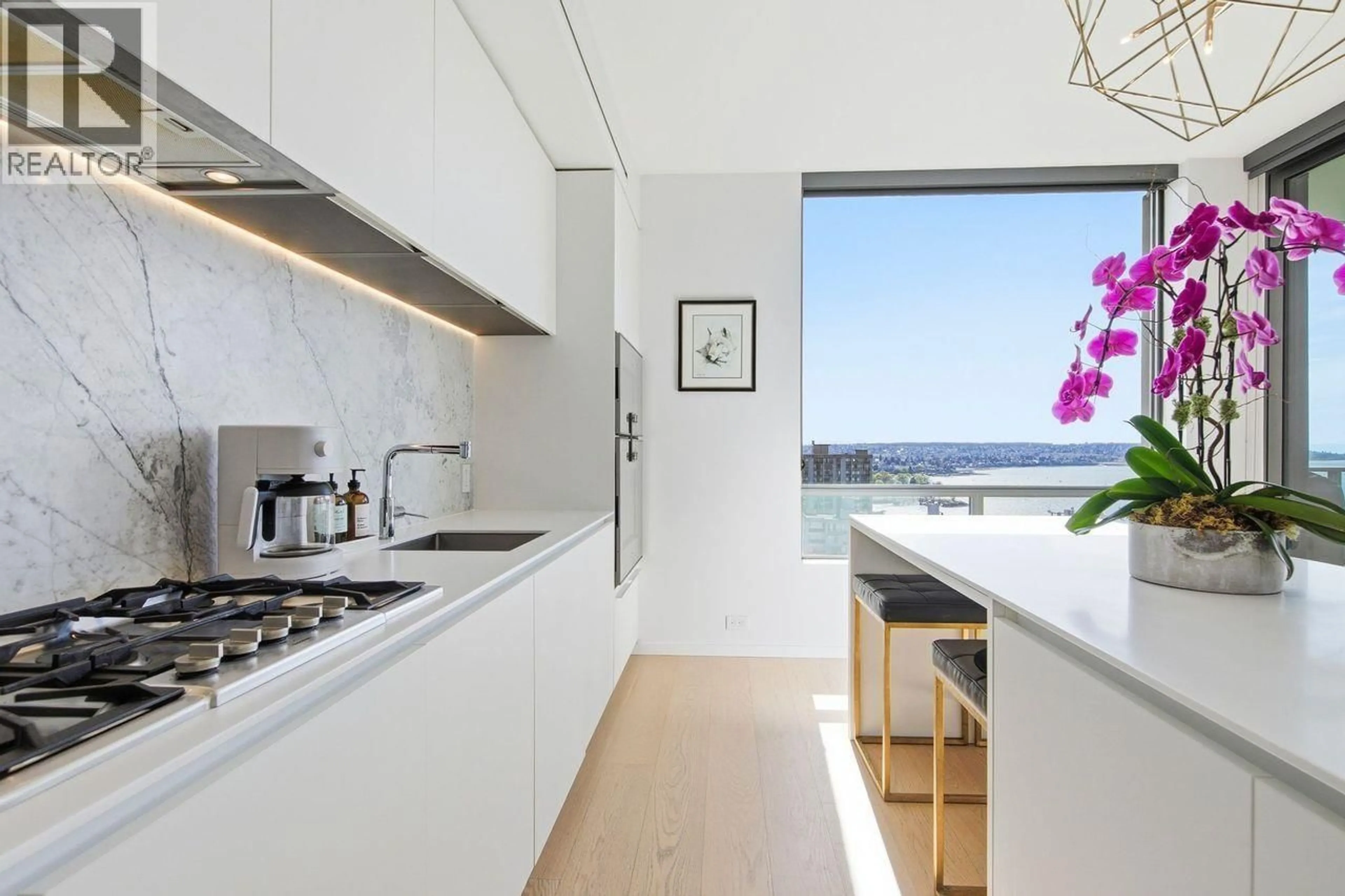 Contemporary kitchen, unknown for 1403 - 1171 JERVIS STREET, Vancouver British Columbia V6E0C9