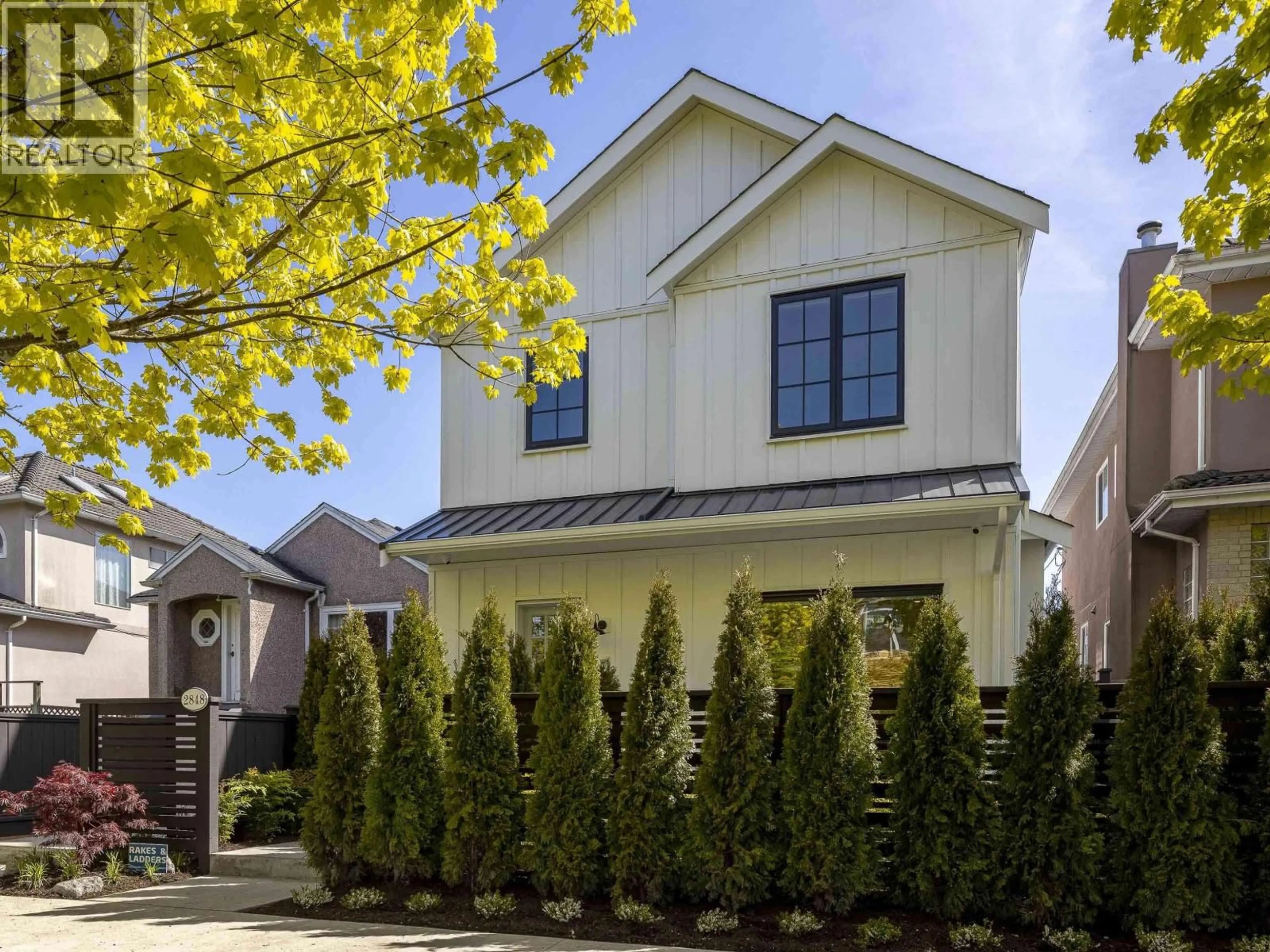 Home with vinyl exterior material, street for 1 - 2848 19TH AVENUE, Vancouver British Columbia V6L1E5